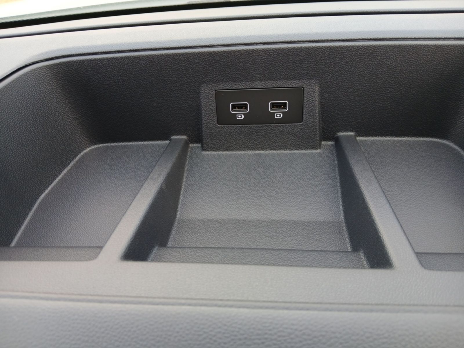 NISSAN Primastar Kasten L1H1 2,8t