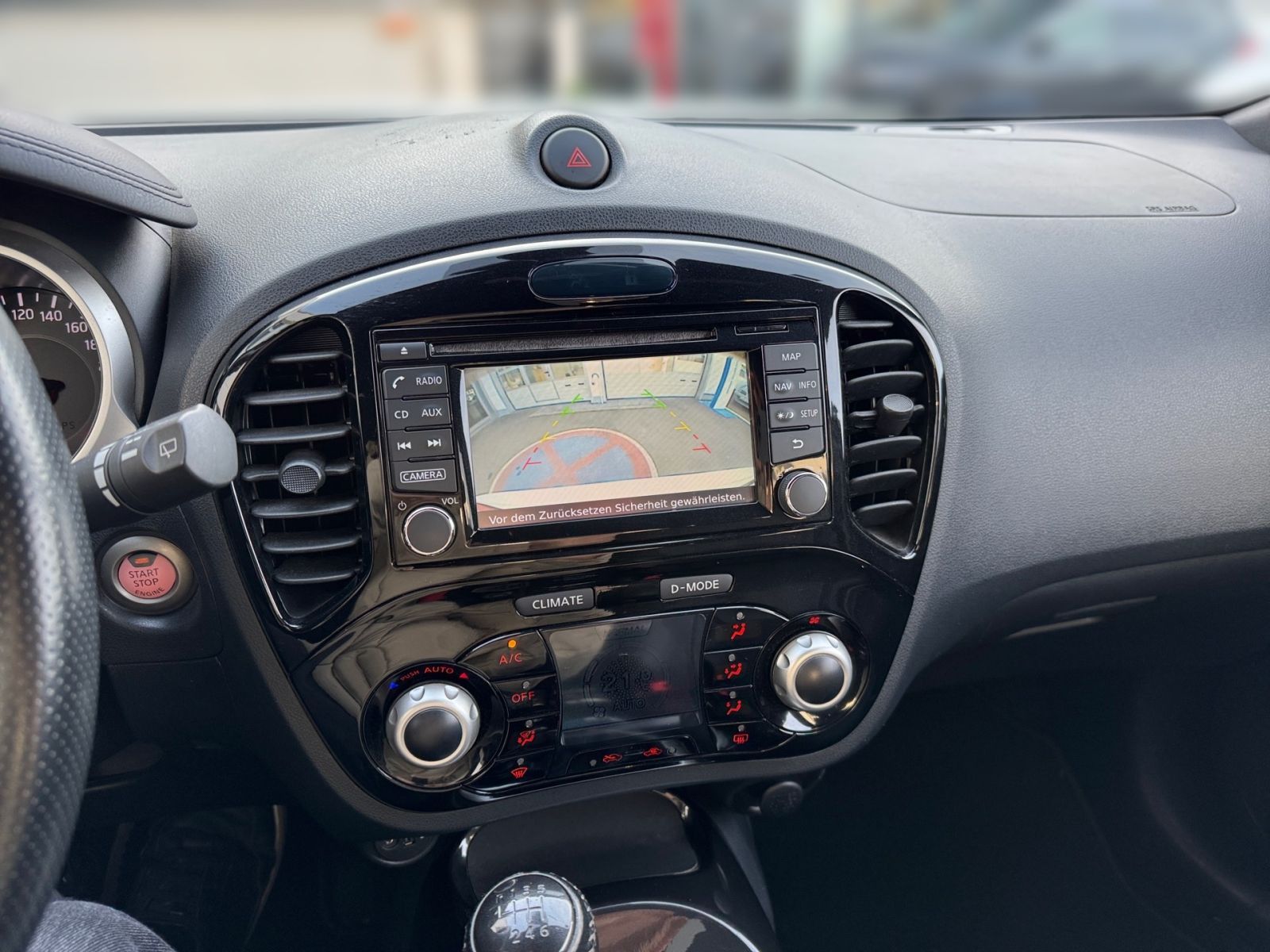 NISSAN JUKE N-CONNECTA  1.2 MT  KAMERA  NAVI ALLWETTER