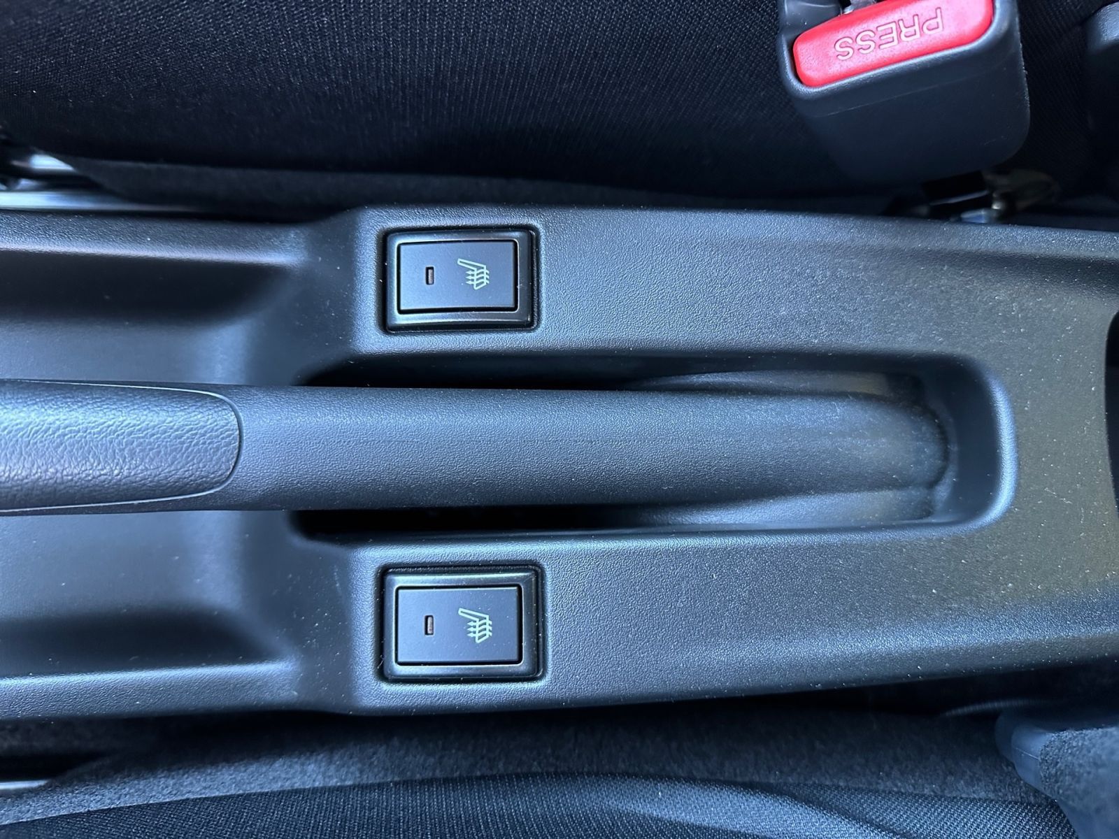 SUZUKI SWIFT COMFORT+ HYBRID Navi SHZ Kamera