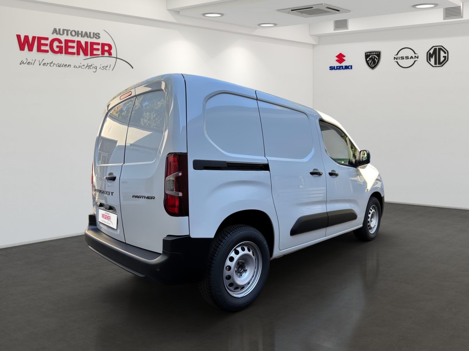 PEUGEOT Partner L1+ 130 BlueHDi *LED*Boden*3Sitzer*