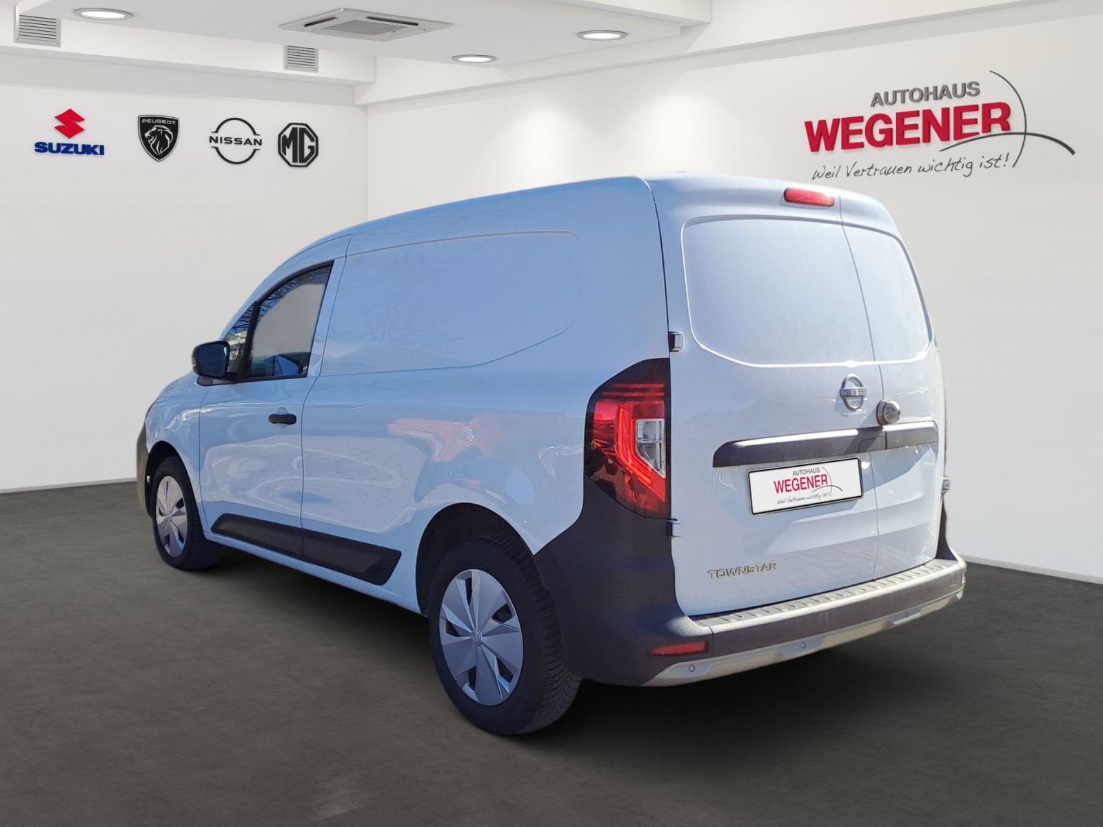 Nissan Townstar Kasten L1 2,2t Klima*PDC hi*DAB*Gitter
