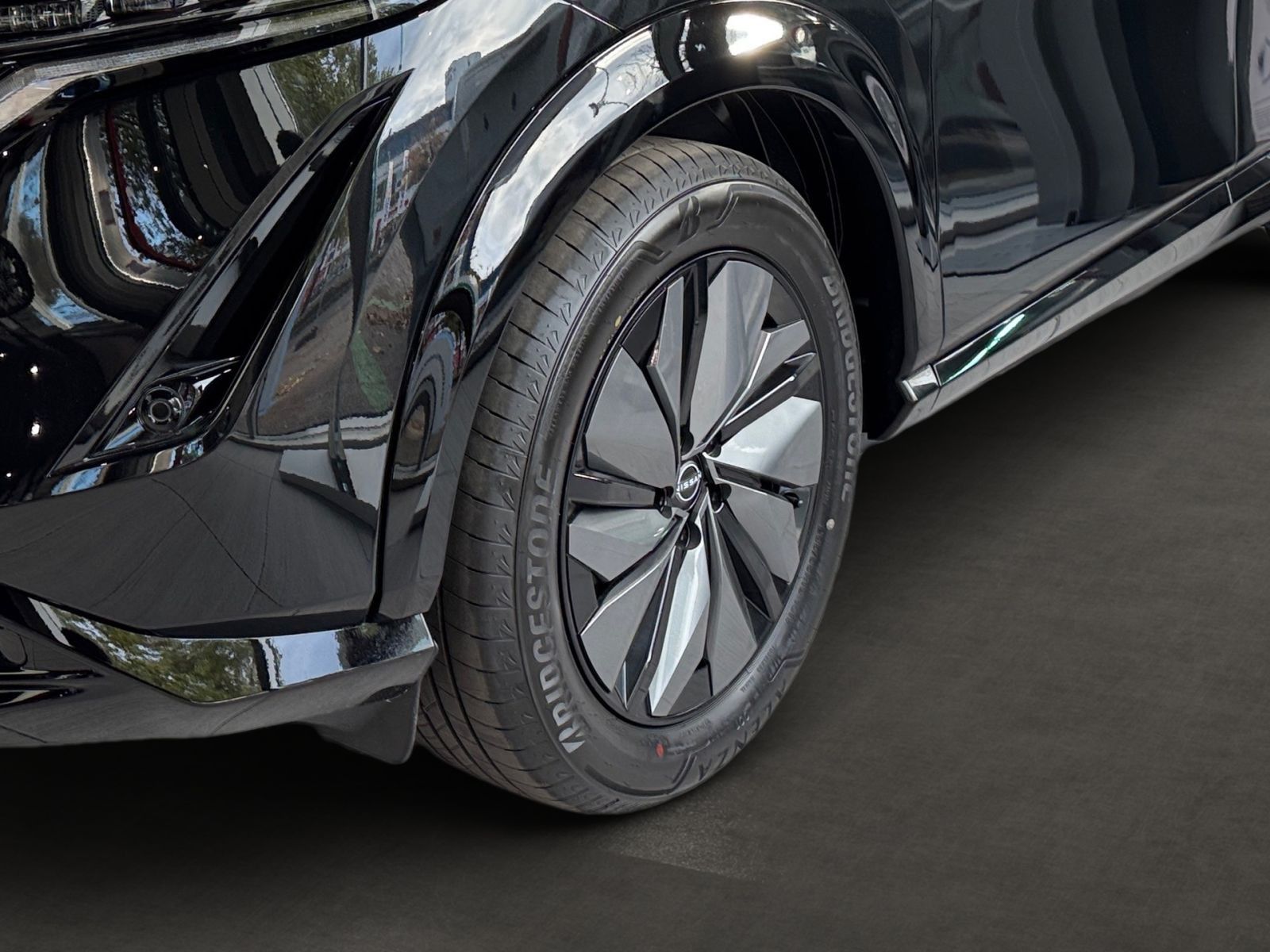 NISSAN ARIYA 63 kWh Basis ACC*Totwinkel*Navi*Kamera*PDC