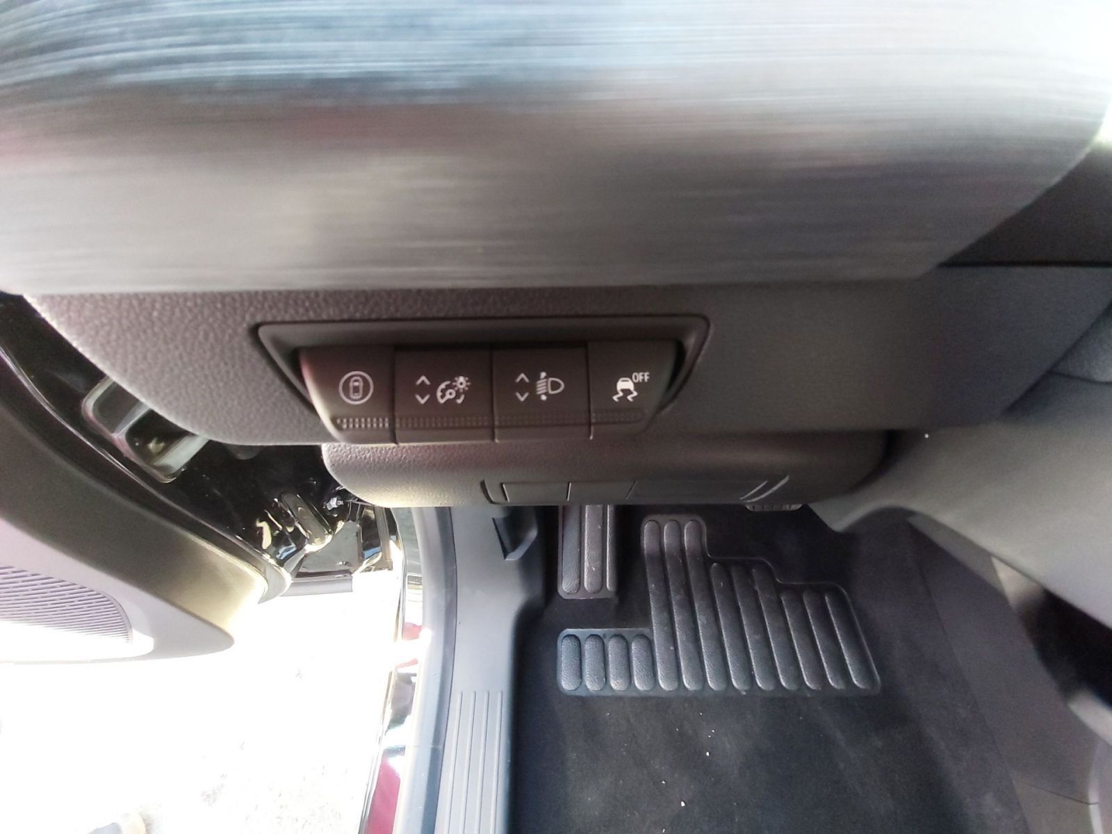 NISSAN TOWNSTAR TEKNA KOMBI L2 1.3 AT LED NAVI 360° SHZ