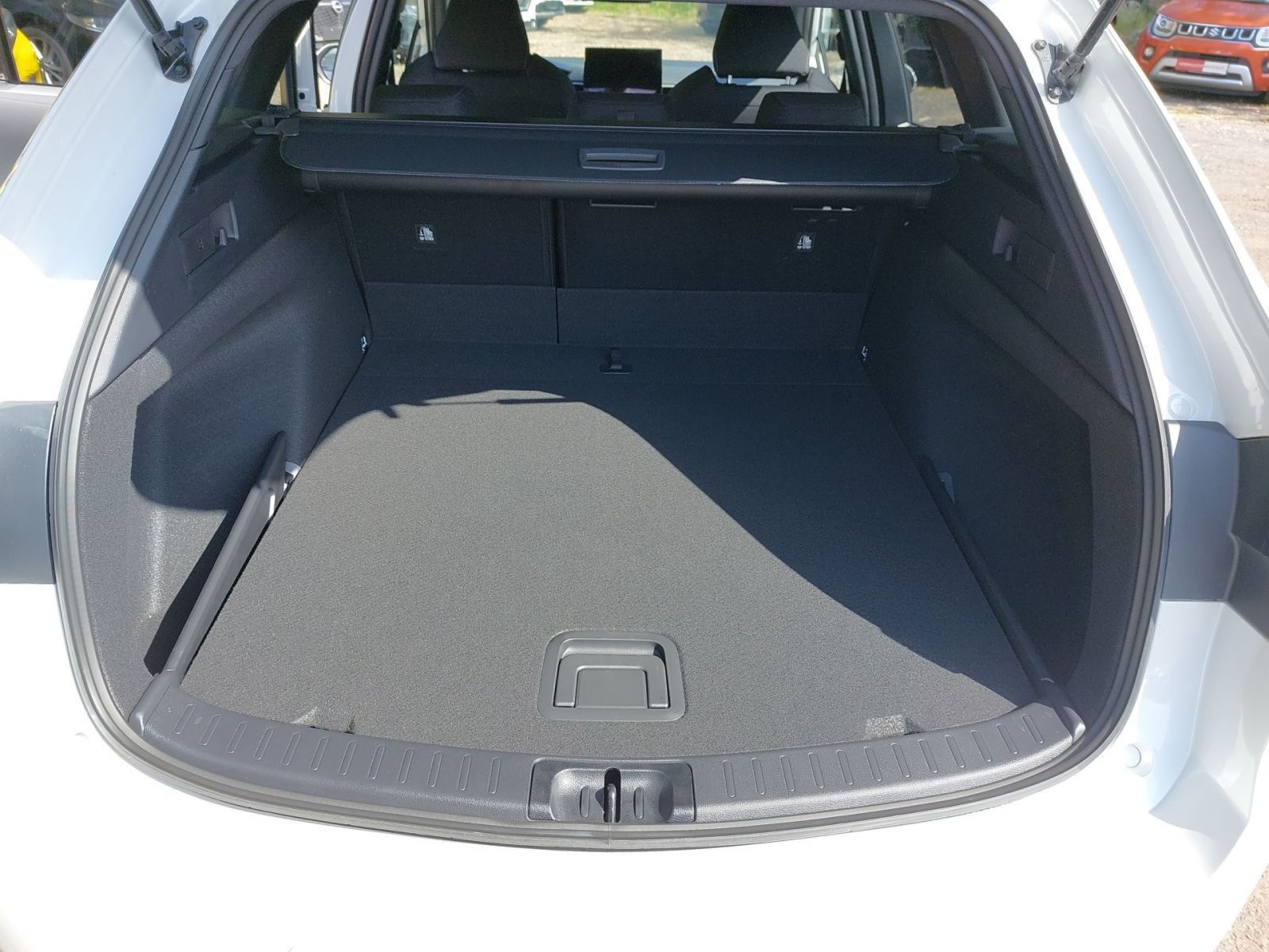 SUZUKI Swace 1.8 Comfort+ CVT Hybrid Navi*CarPlay