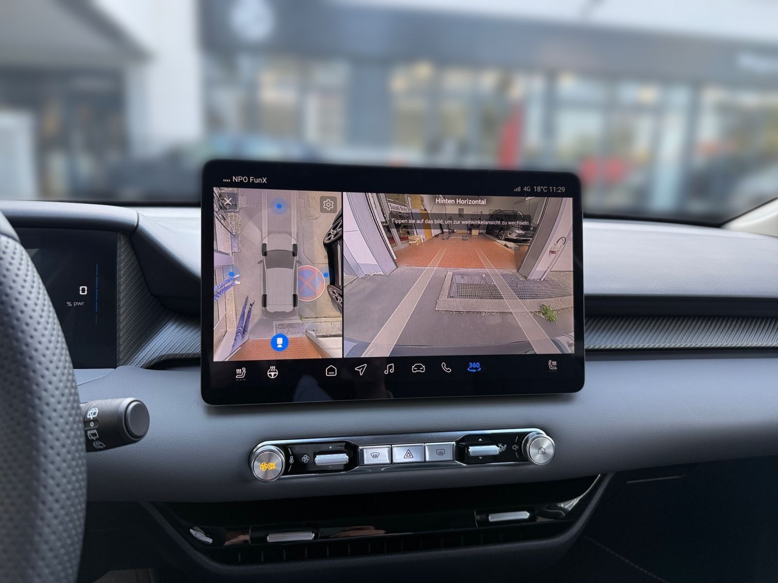 MG MG4 EV 64 kWh Premium - LED CarPlay ACC