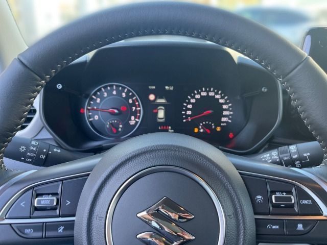 SUZUKI SWIFT COMFORT+ HYBRID ACC | TOTWINKEL | NAVI