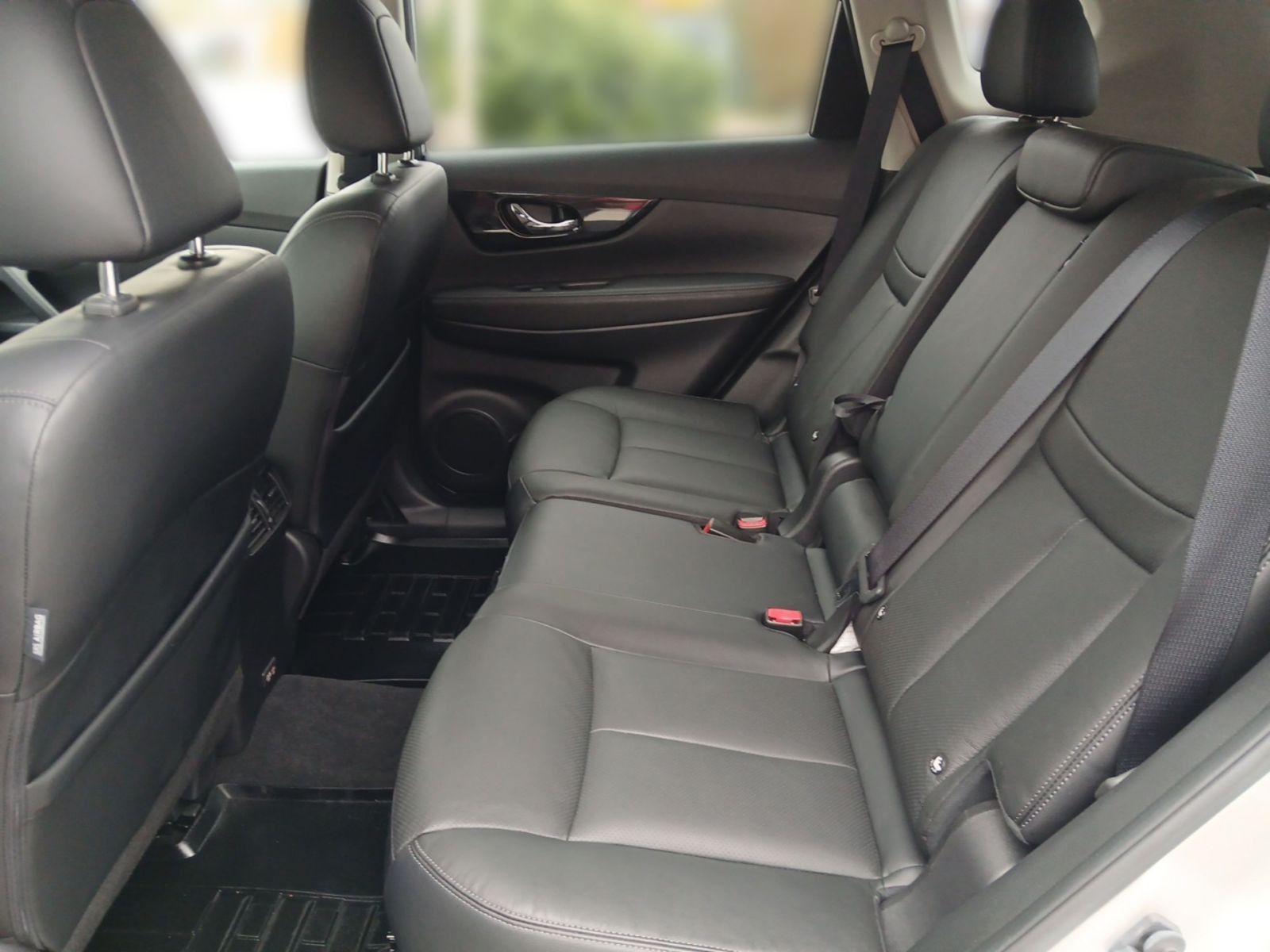 NISSAN X-Trail 1.3 DIG-T DCT Tekna Pano*360°*Navi*BOSE