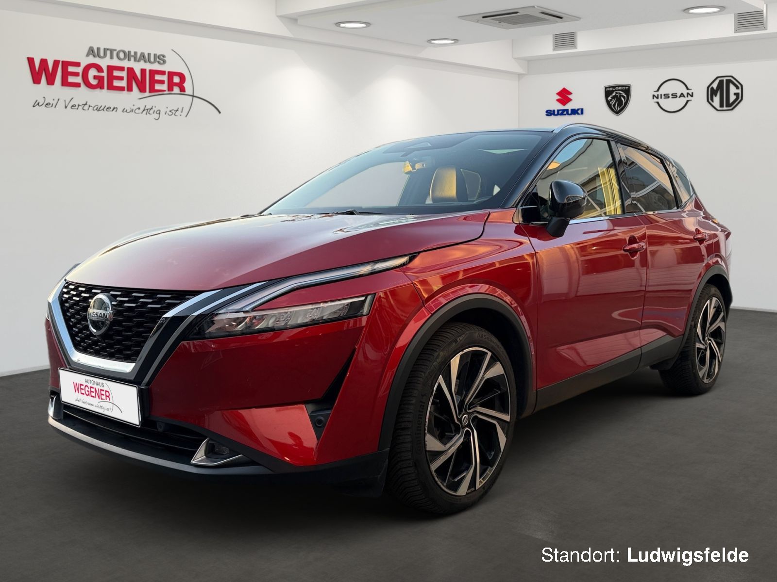 NISSAN QASHQAI TEKNA+4x4 AT+BOSE PANO NAVI 360° LEDER