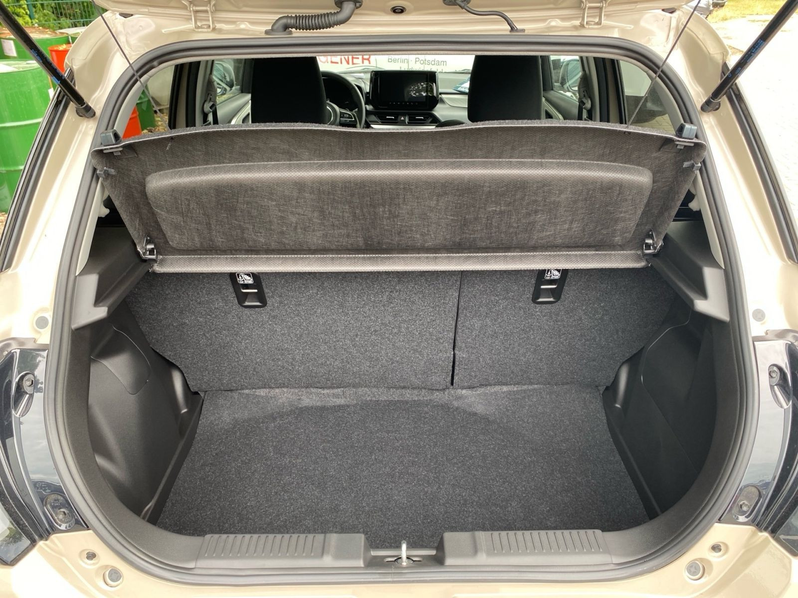 Suzuki SWIFT COMFORT+ CVT HYBRID (61kW)