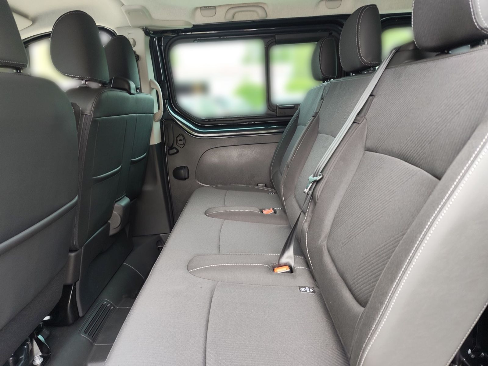 Nissan Primastar Kombi9 L1H1 2,8t