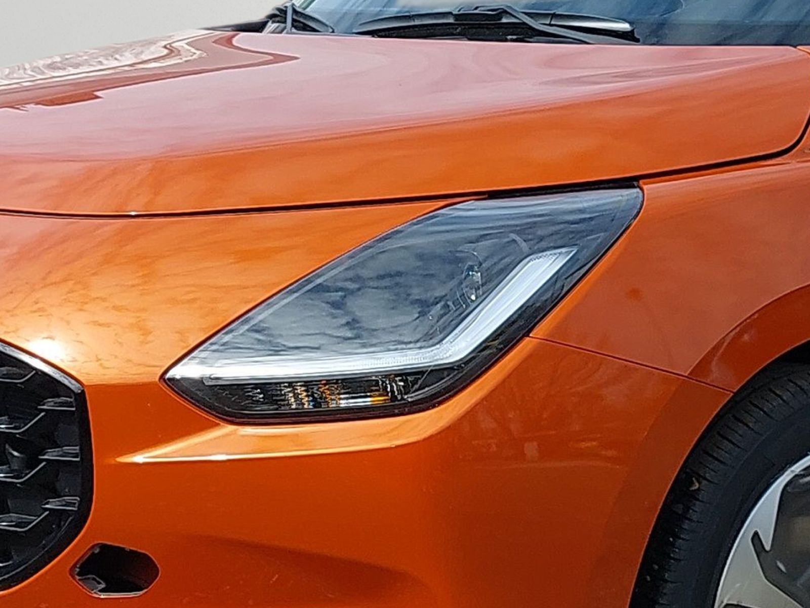 SUZUKI SWIFT COMFORT+ CVT HYBRID NAVI KAM SHZ