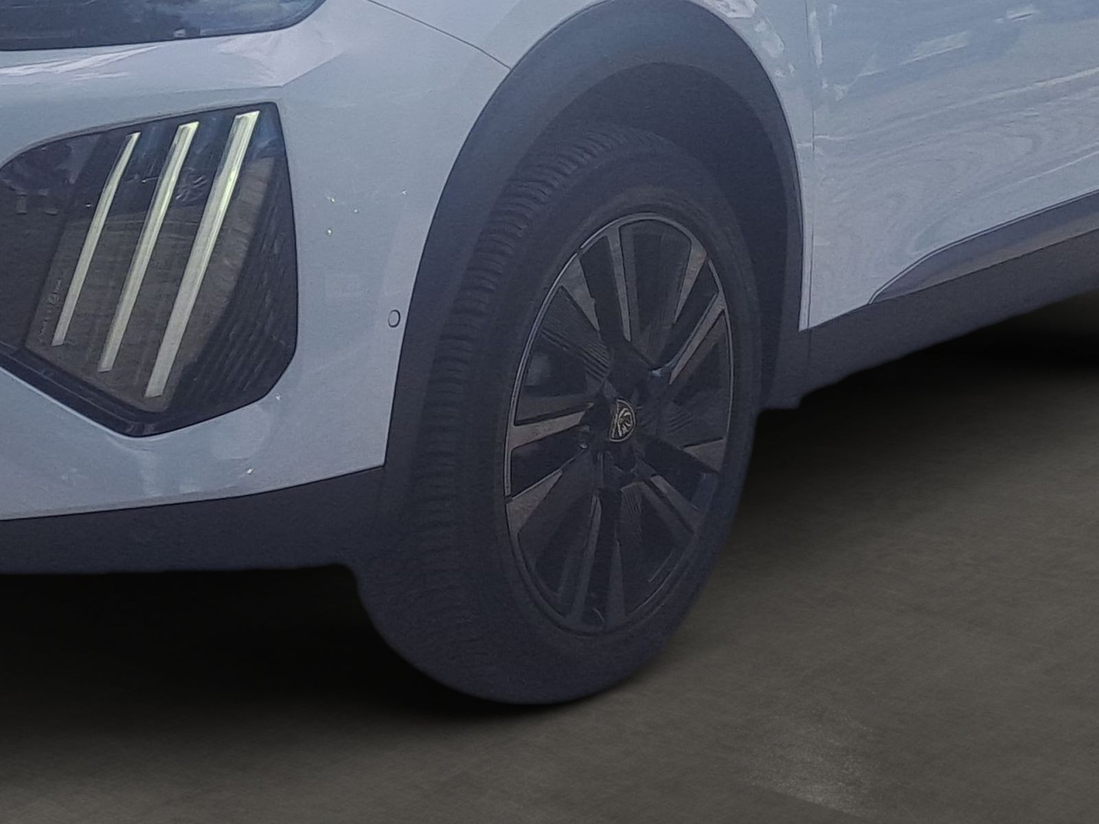 Peugeot 2008 1.2 GT AT Navi Leder Shz 1.Hand Allwetter