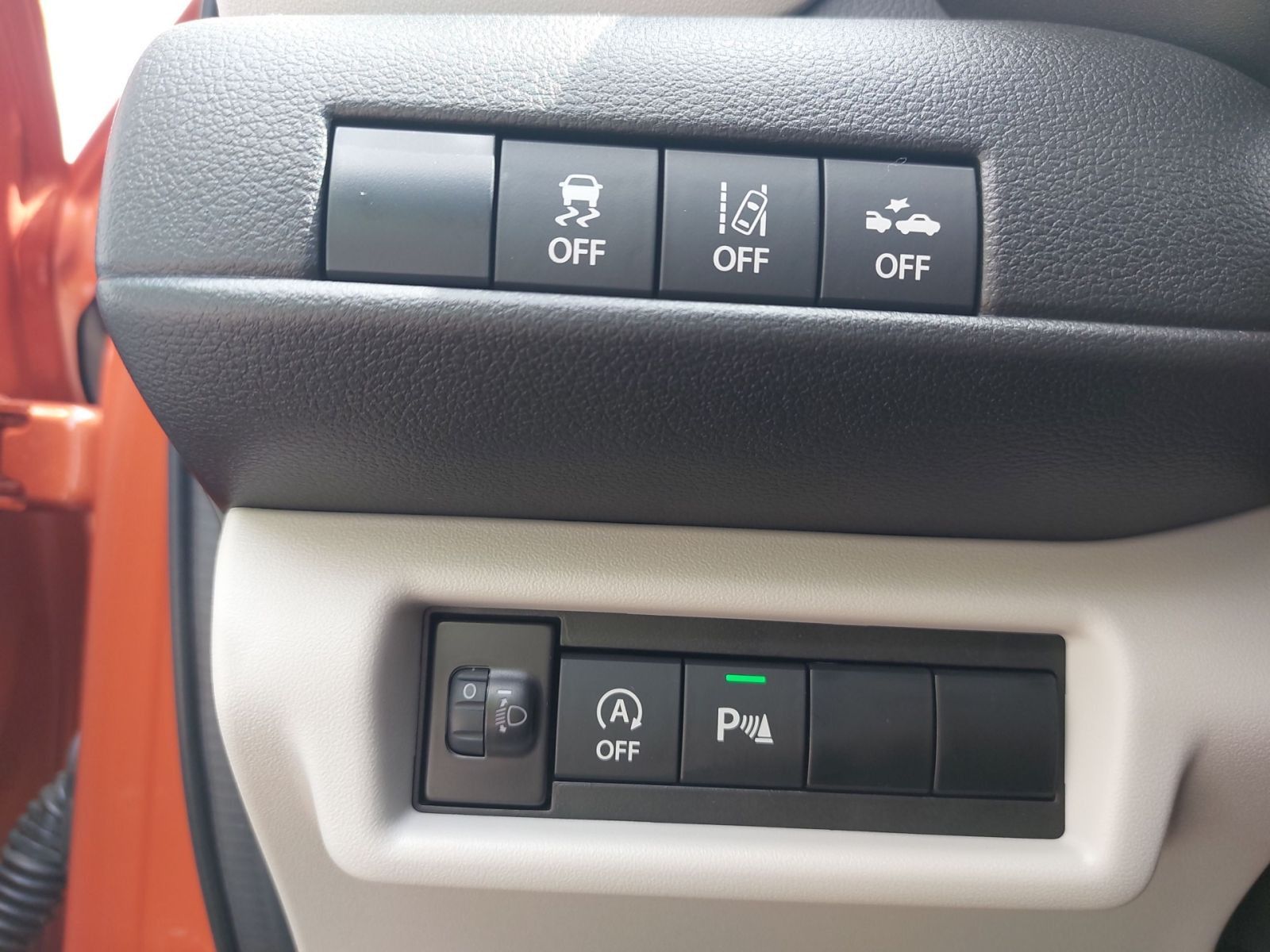 SUZUKI SWIFT CLUB HYBRID ACC*Navi*LED*PDC
