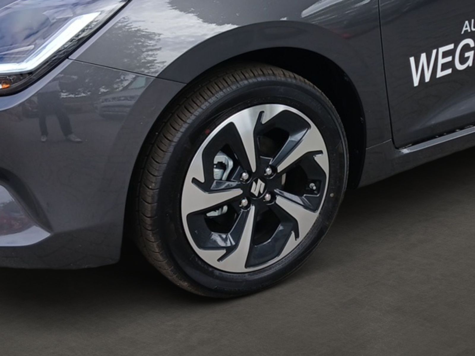 SUZUKI SWIFT COMFORT+ CVT HYBRID ACC*Navi*Kamera*PDC