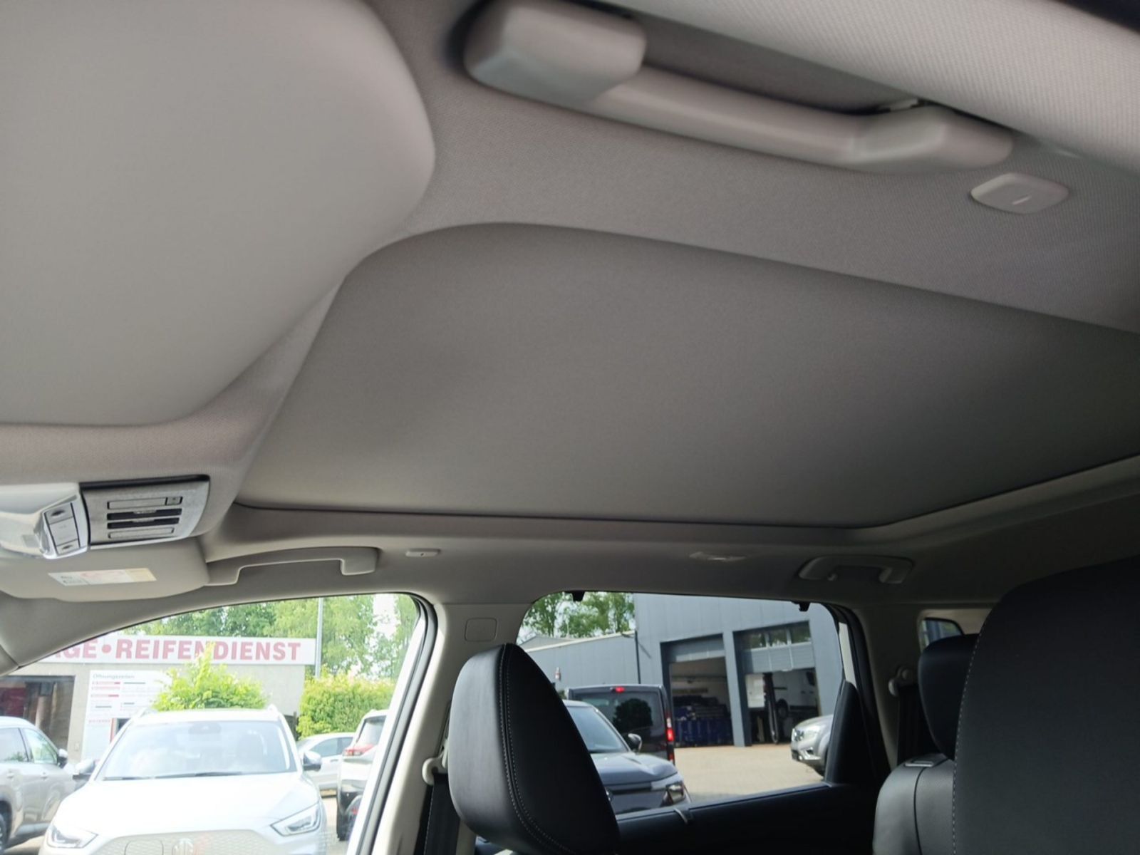 NISSAN X-TRAIL 1.5 VC-T e-4ORCE 213 PS SE