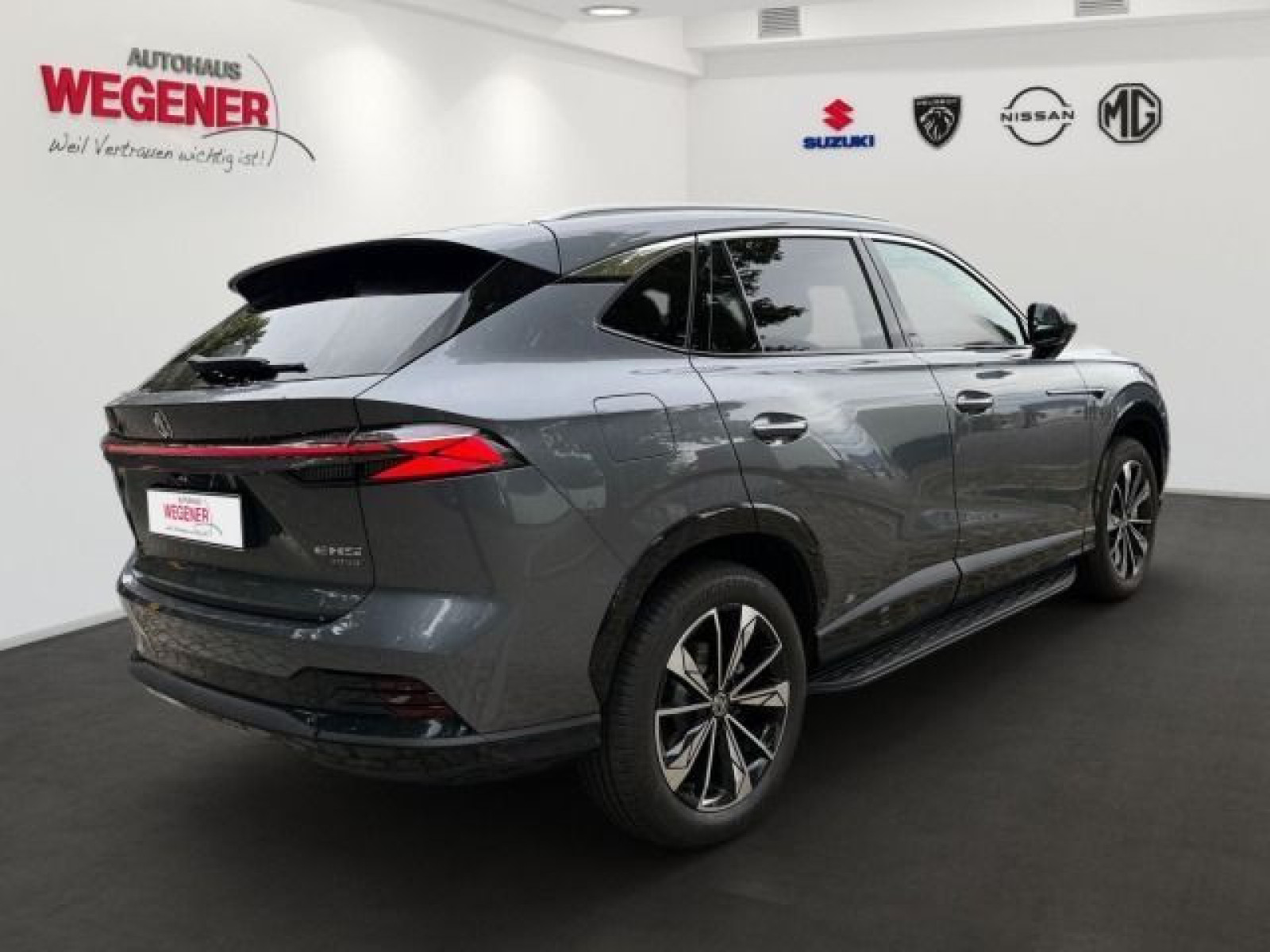 MG HS PHEV Luxury Standheizung|LED|360|CarPlay|ACC