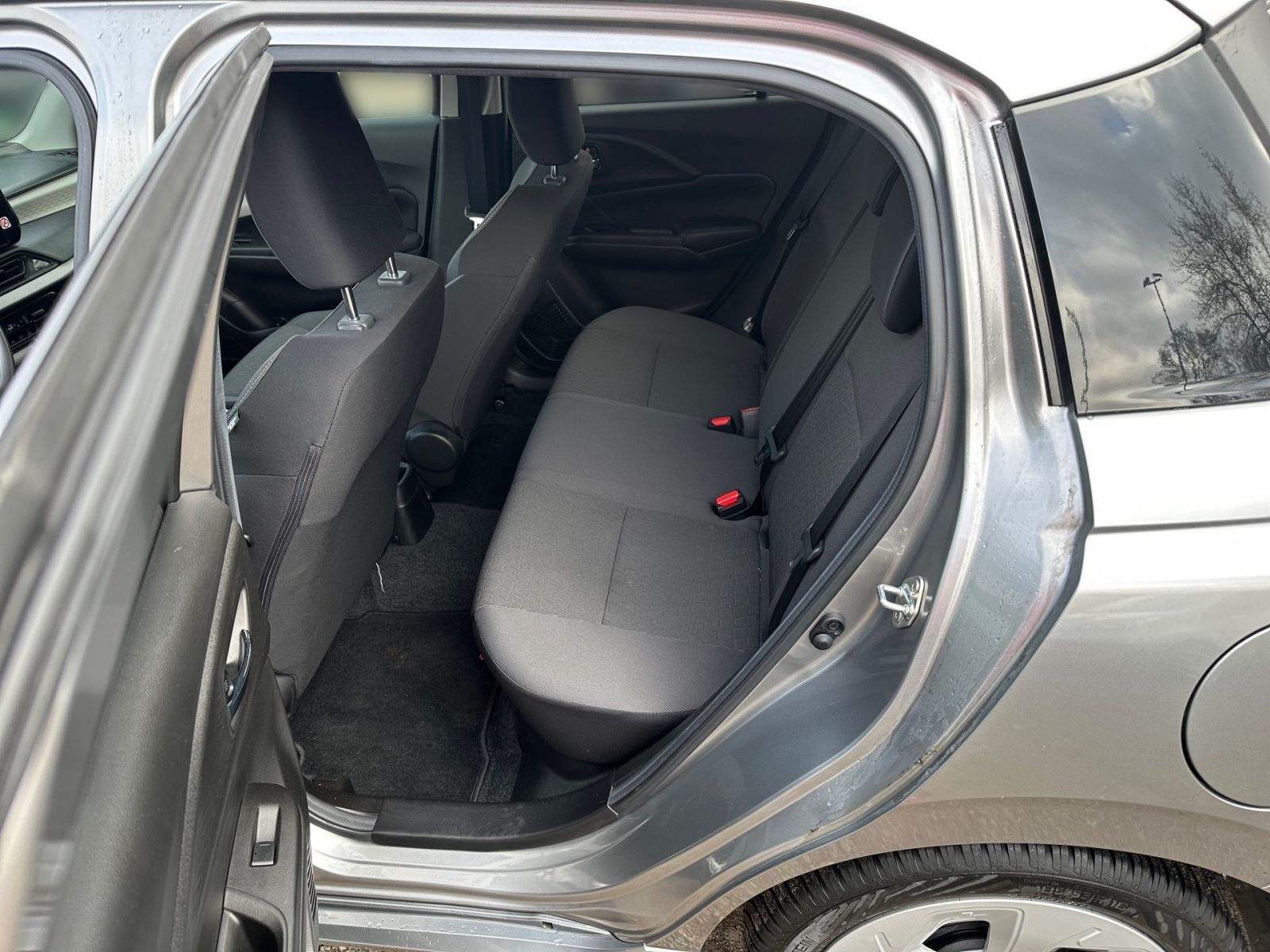 SUZUKI Swift Comfort Hybrid 1.2 MT LED NAVI KAMERA SHZ