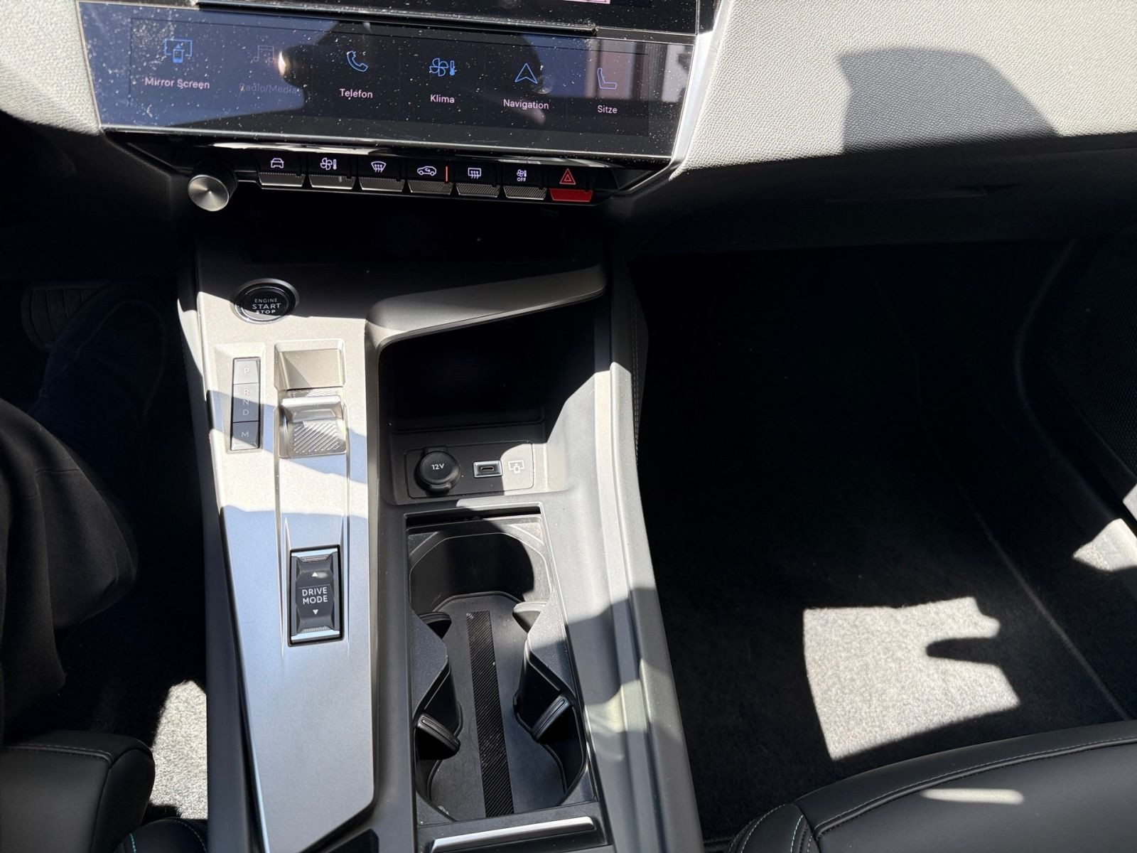 Peugeot 408 Allure Pack PureTech 130 EAT8 Navi*Totwinkel