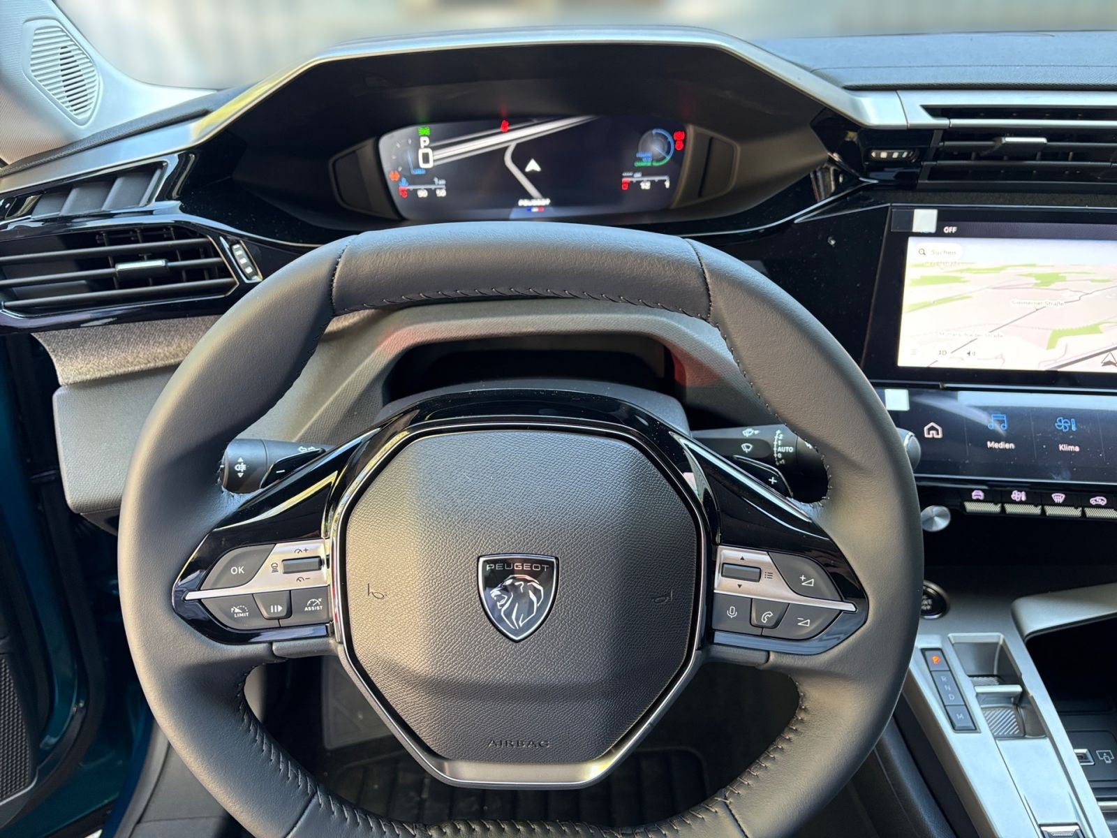 Peugeot 408 Allure Business HYBRID 145 e-DSC6 *Kamera*