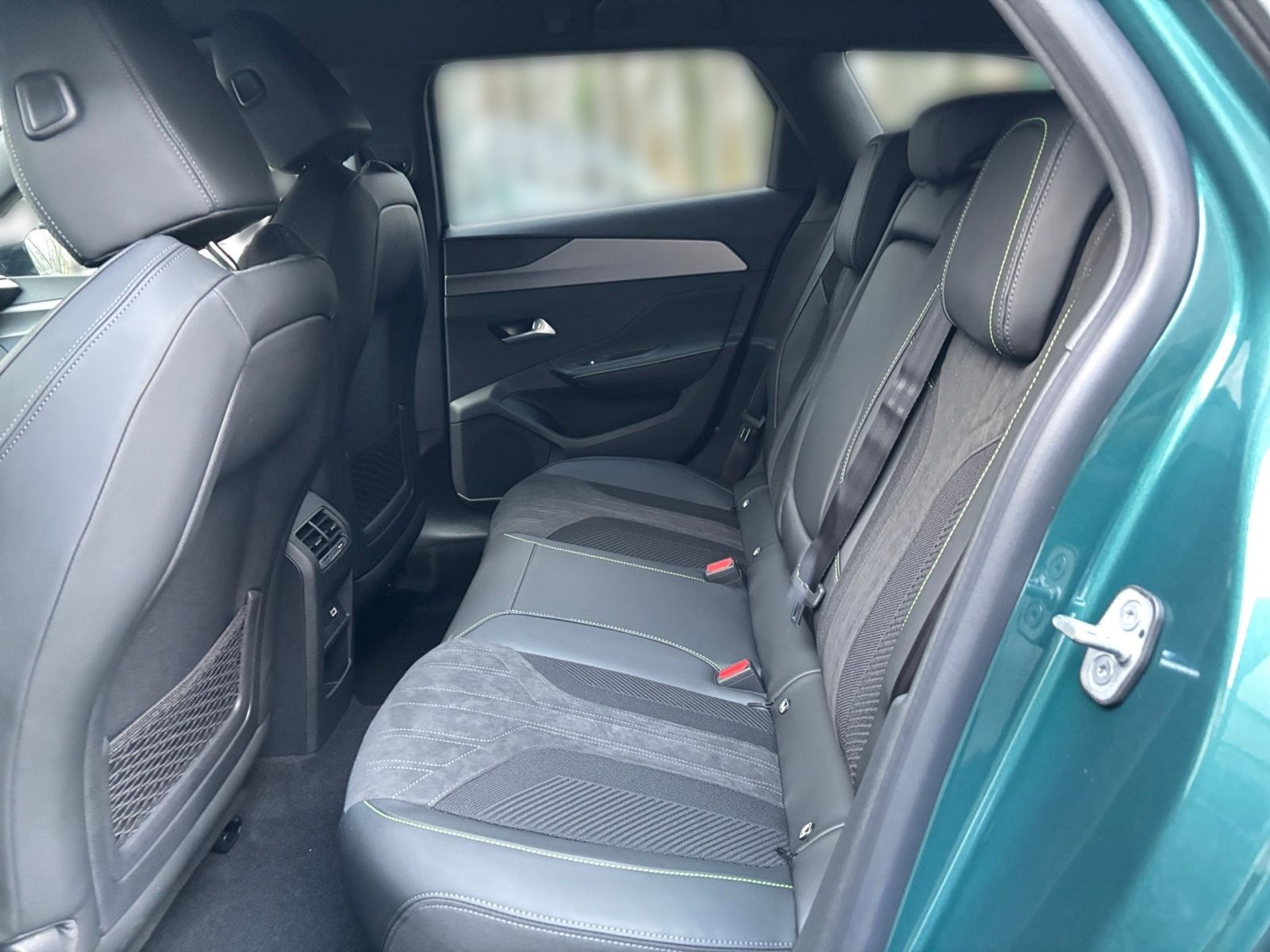 Peugeot 308 SW GT Hybrid 145 e-DSC6 *360°Kamera*Carplay*