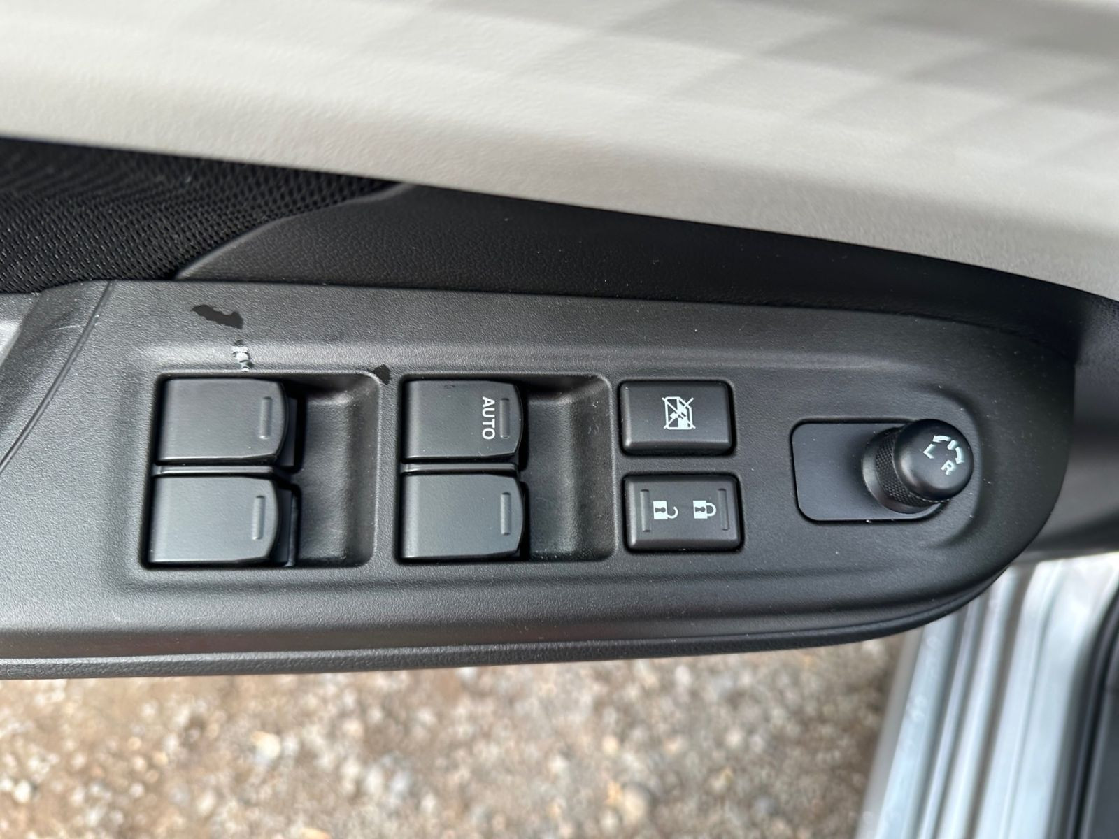 Suzuki Swift Comfort Hybrid 1.2 MT LED NAVI KAMERA SHZ