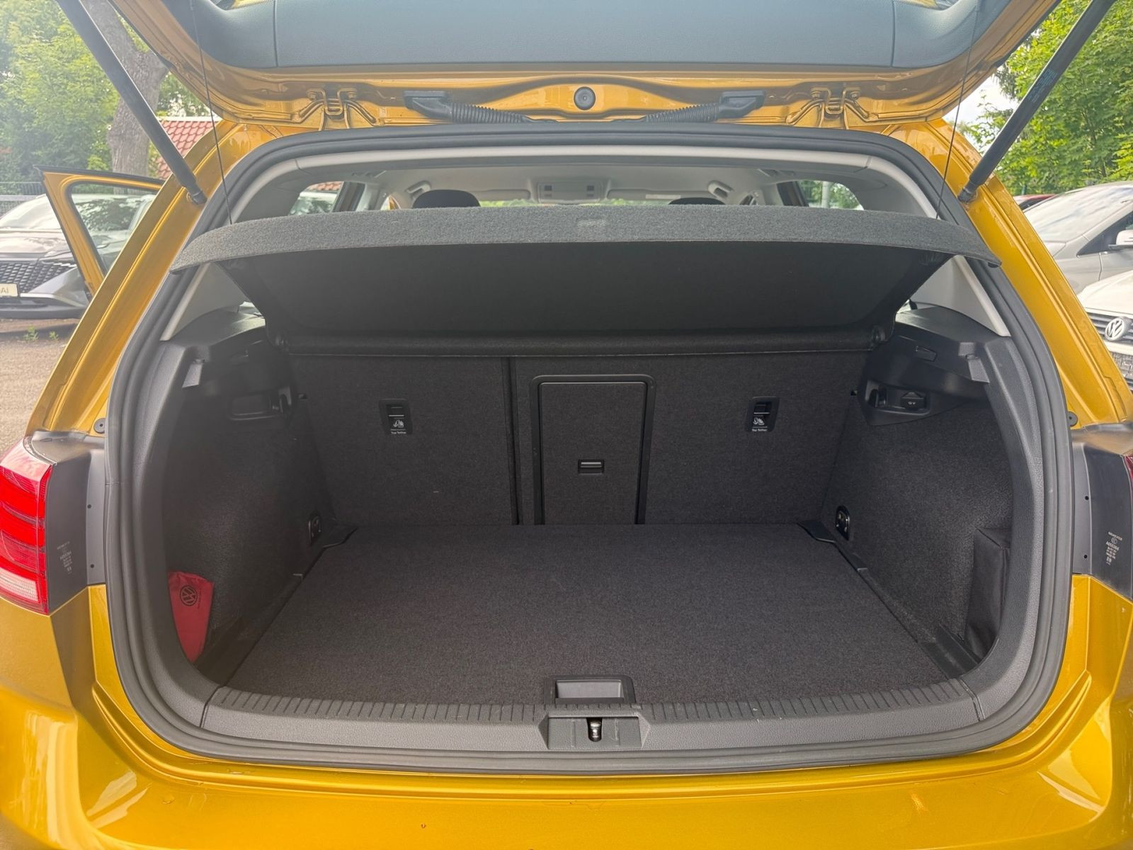 Volkswagen Golf 1.5 TSI Comfortline Massage*ACC*LED+*Navi