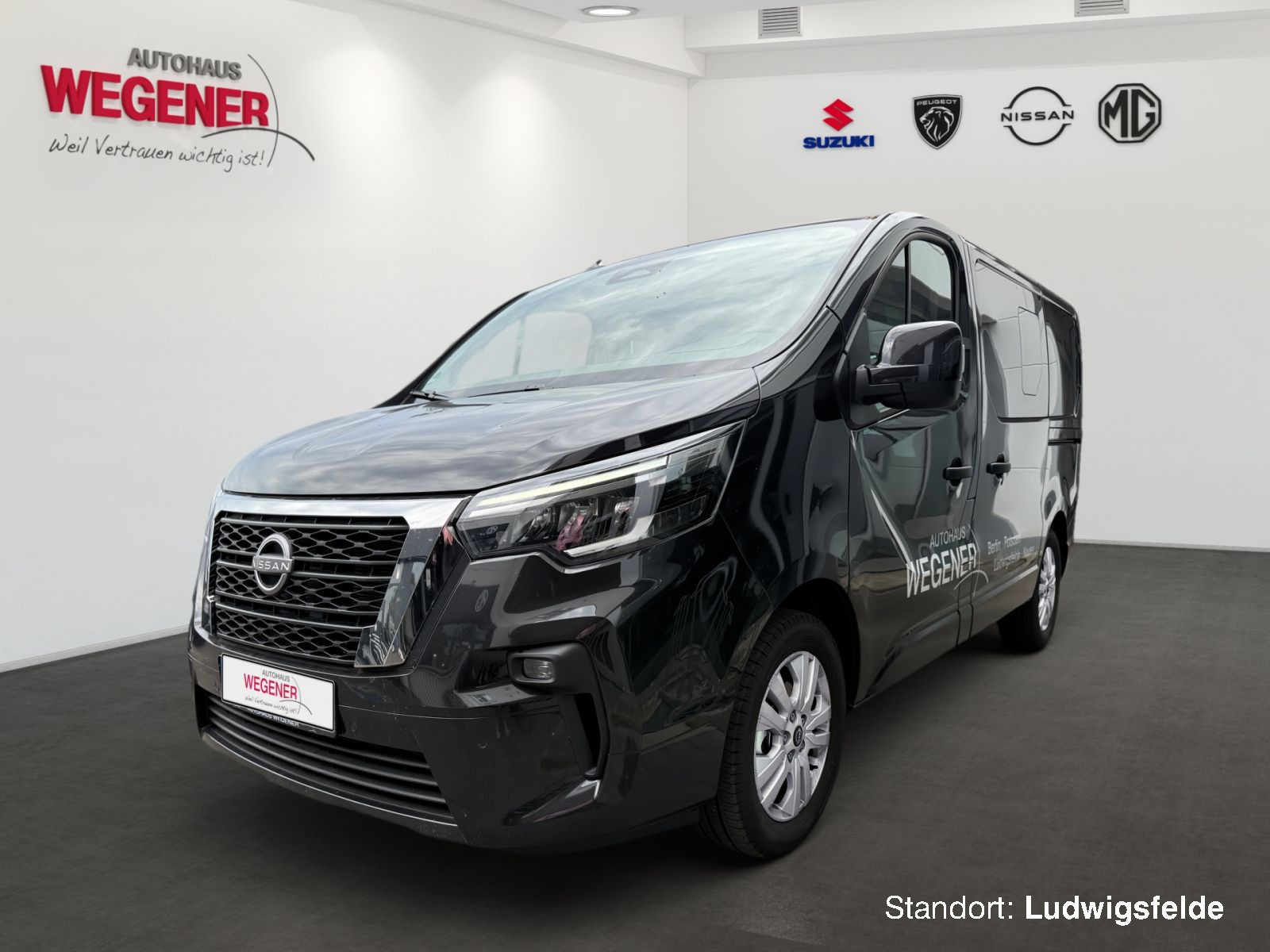 Nissan Primastar Kombi9 L1H1 2,8t dci150 MT TEKNA 2ST HK BES+ Design