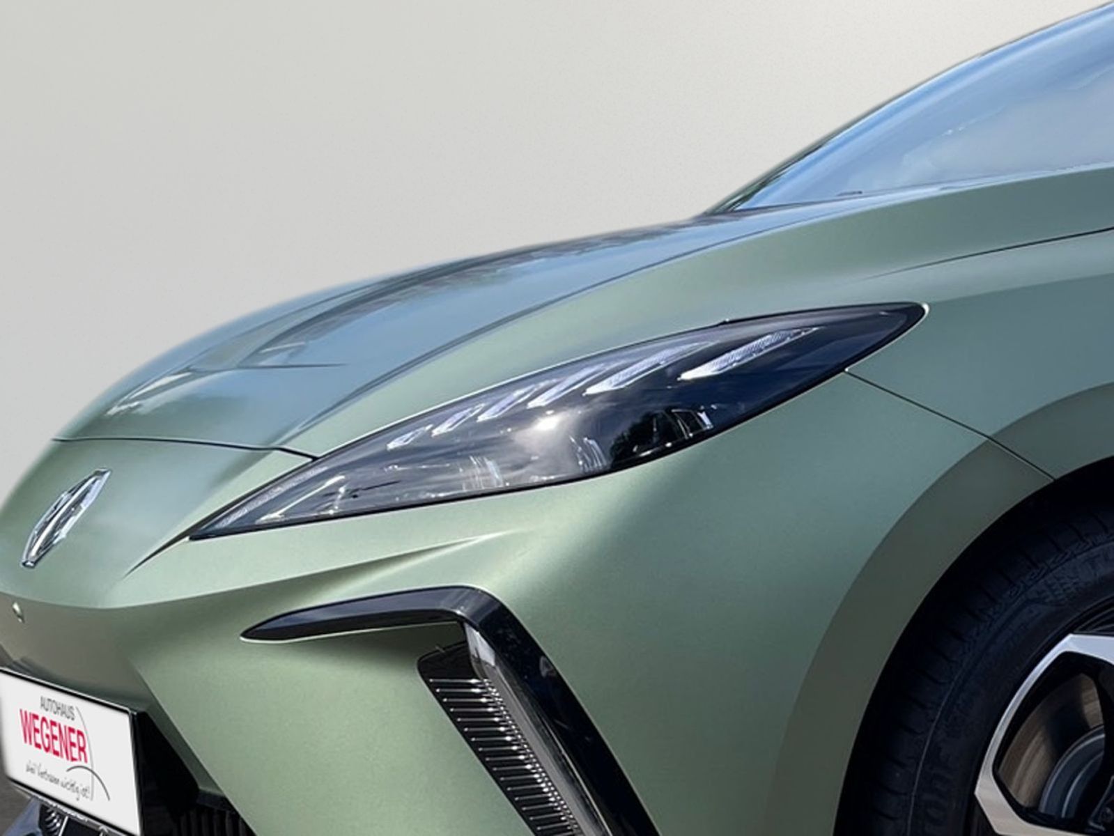 MG MG4 XPOWER 4x4 64 kWh 435PS Track-Mode-Display