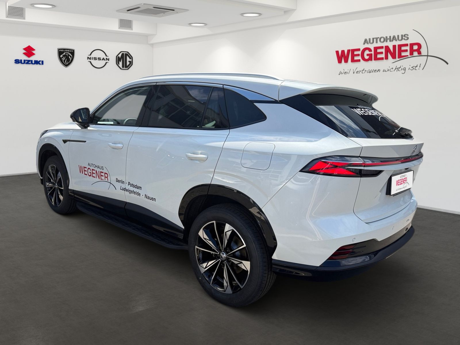 MG MG HS PHEV Luxury MY25.5