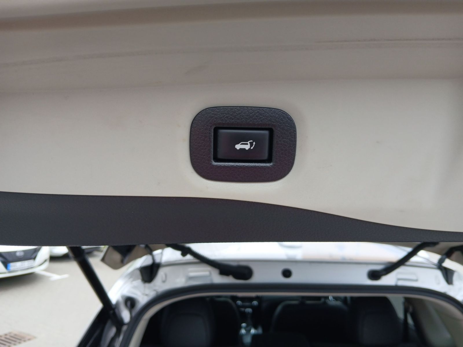 NISSAN X-Trail 1.3 DIG-T DCT Tekna Pano*360°*Navi*BOSE