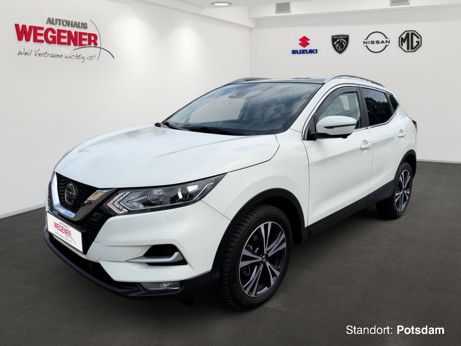 Nissan Qashqai 1.3 AT*BLUET*NAWI*KAMERA*KEYLESS*PANO