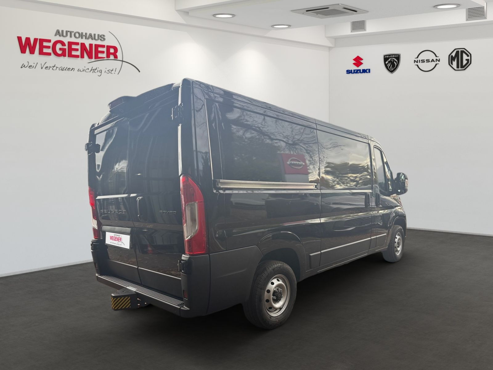 Peugeot Boxer Kastenwagen 330 L2H1 BlueHDi KAMERA KLIMA
