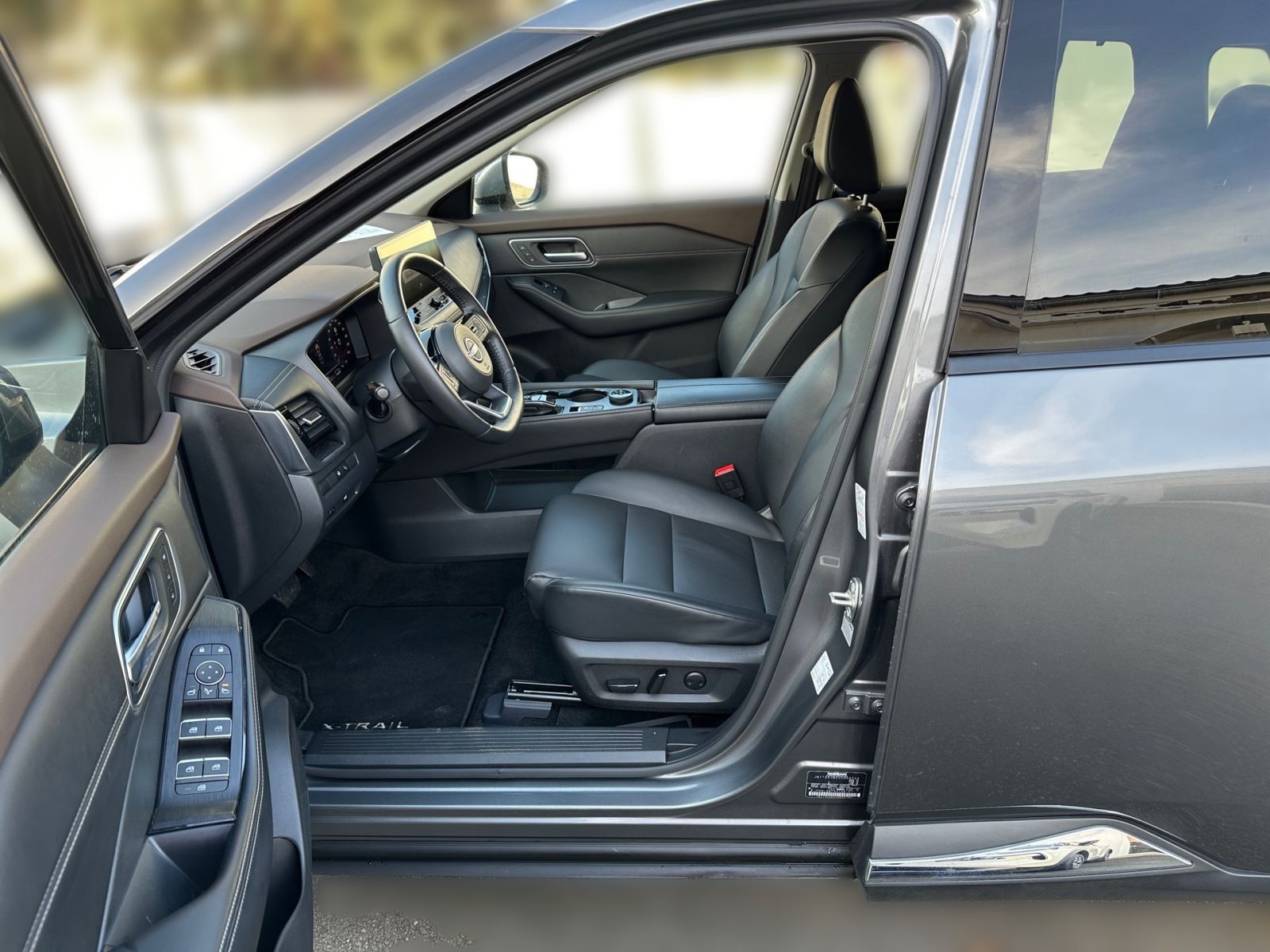 NISSAN X-TRAIL TEKNA 1.5 VC-T e-4ORCE 7-SITZER*WINTER