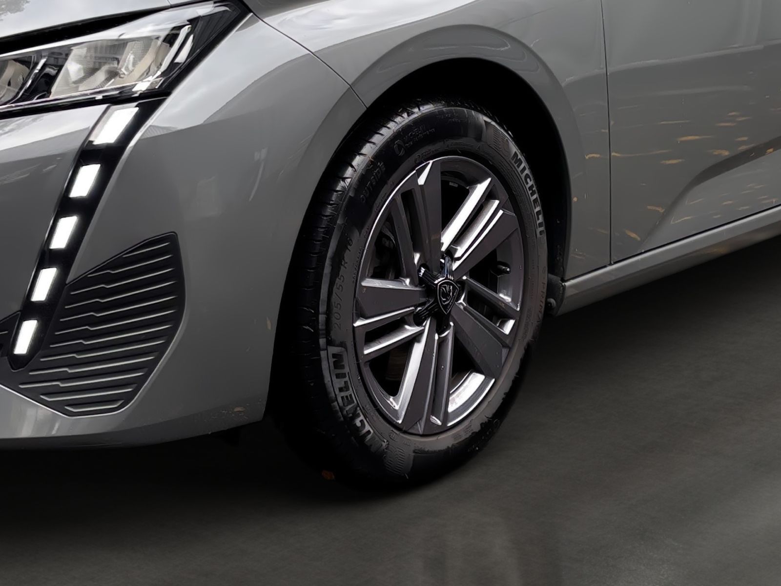 PEUGEOT 308 SW Active Pack BlueHDi 130 EAT8 *SHZ*Navi*