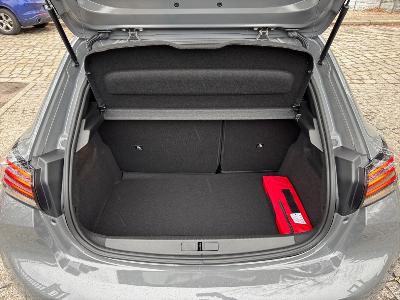 PEUGEOT 208 Allure 100 1.2 PureTech Kamera*SHZ*LED*