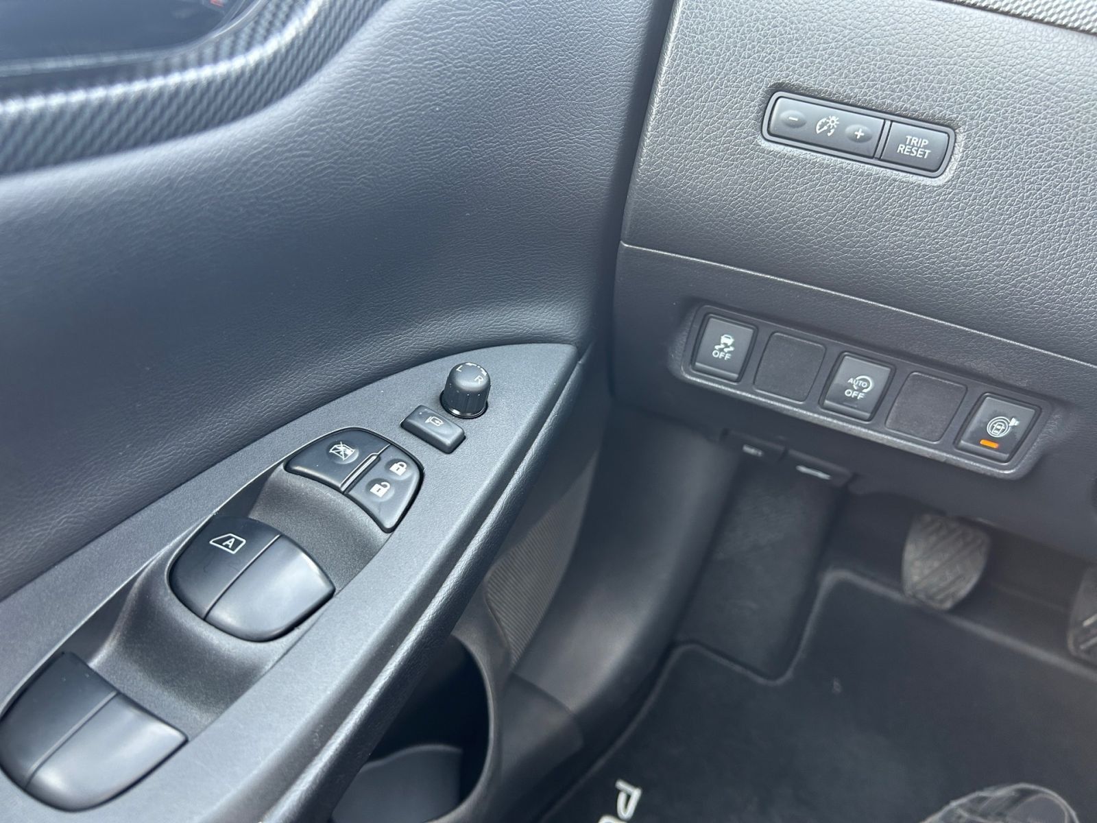 Nissan Pulsar 1.6 DIG-T MT Tekna Totwinkel*360°*8-FACHB