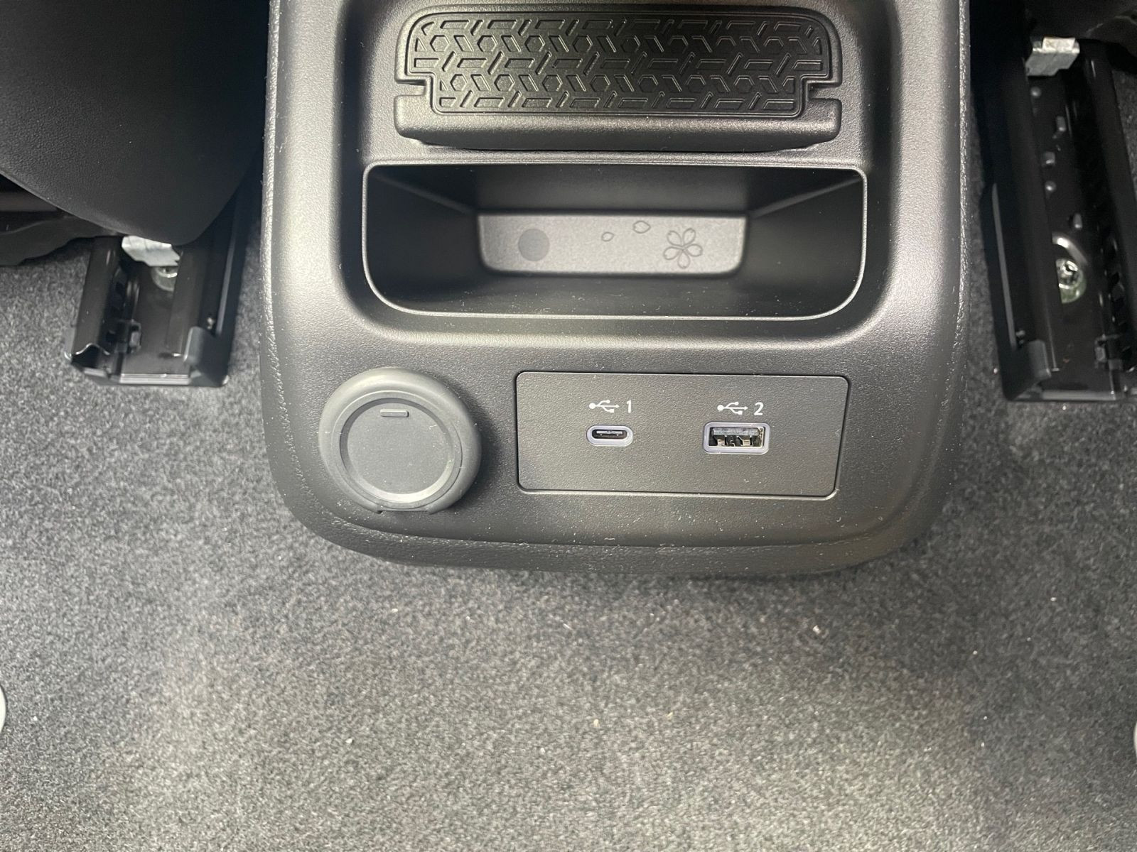 Nissan ARIYA 63 kWh Basis ACC*Totwinkel*Navi*Kamera*PDC