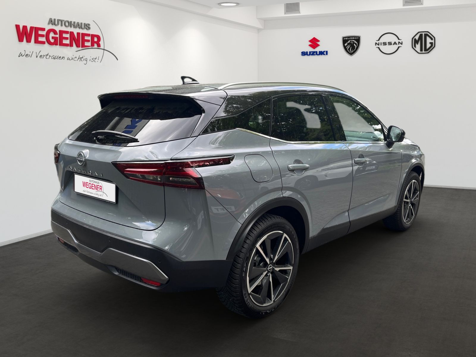 Nissan Qashqai 1.3 DIG-T AT Tekna+ Pano*HeadUp*Massage