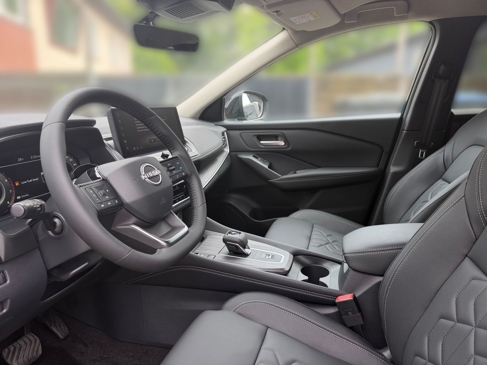 NISSAN Qashqai 1.3 DIG-T MHEW Tekna Navi*HeadUp*CarPlay