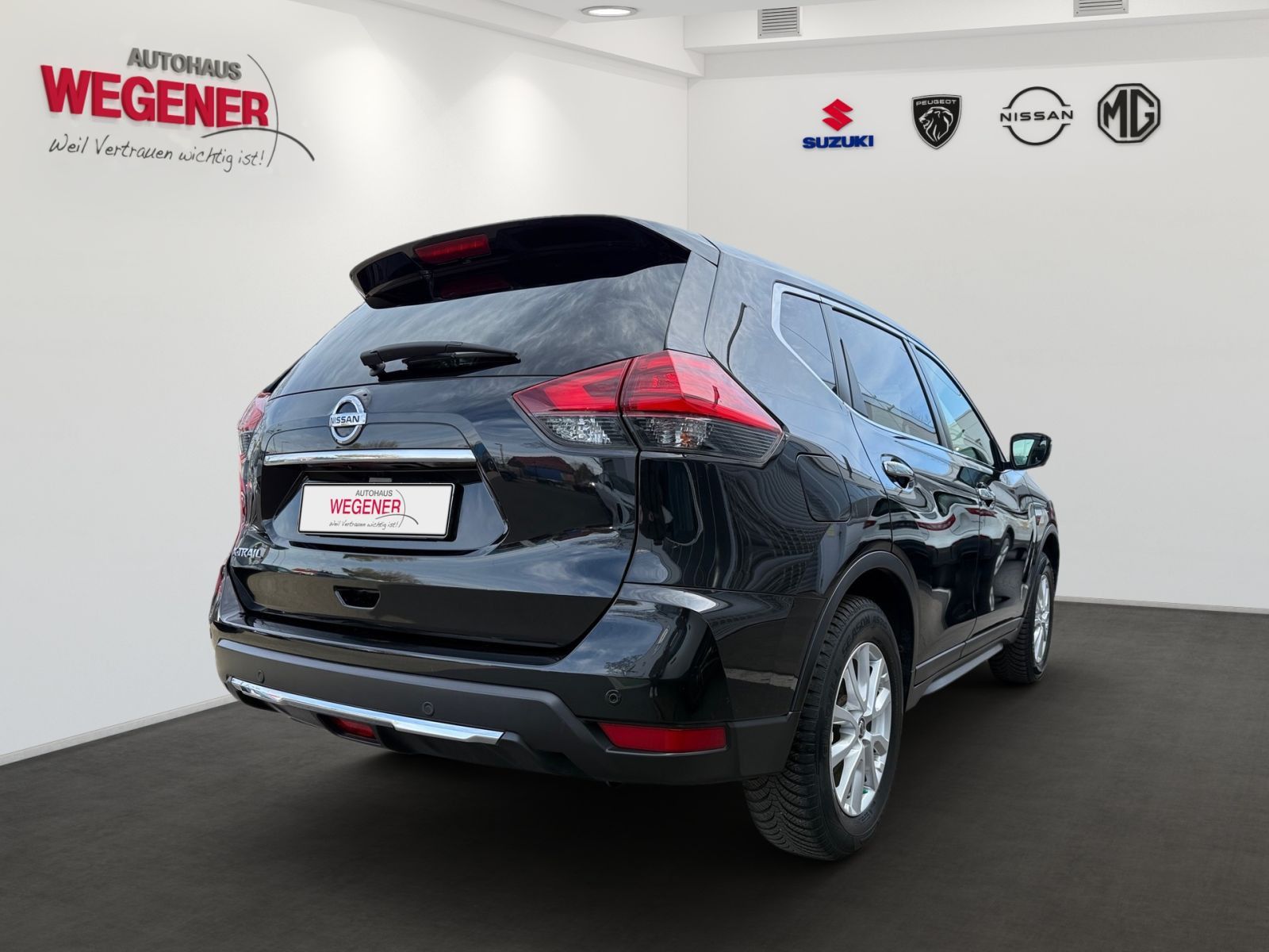 NISSAN NISSAN X-Trail Acenta 7-SITZER 360CAM PANO SHZ