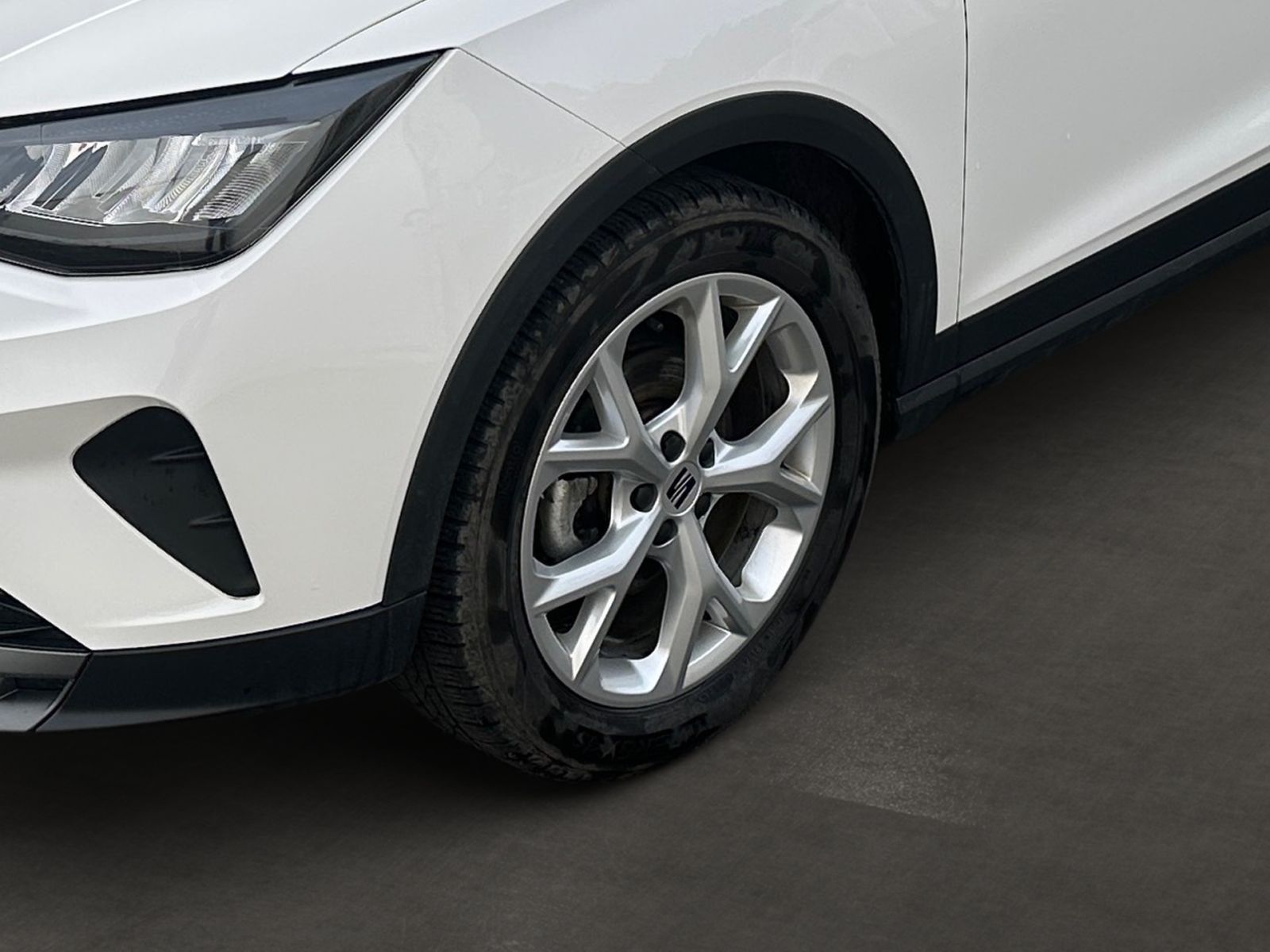 SEAT Arona 1.0 TSI DSG FR - LED NAVI SHZ VC APP`S PDC