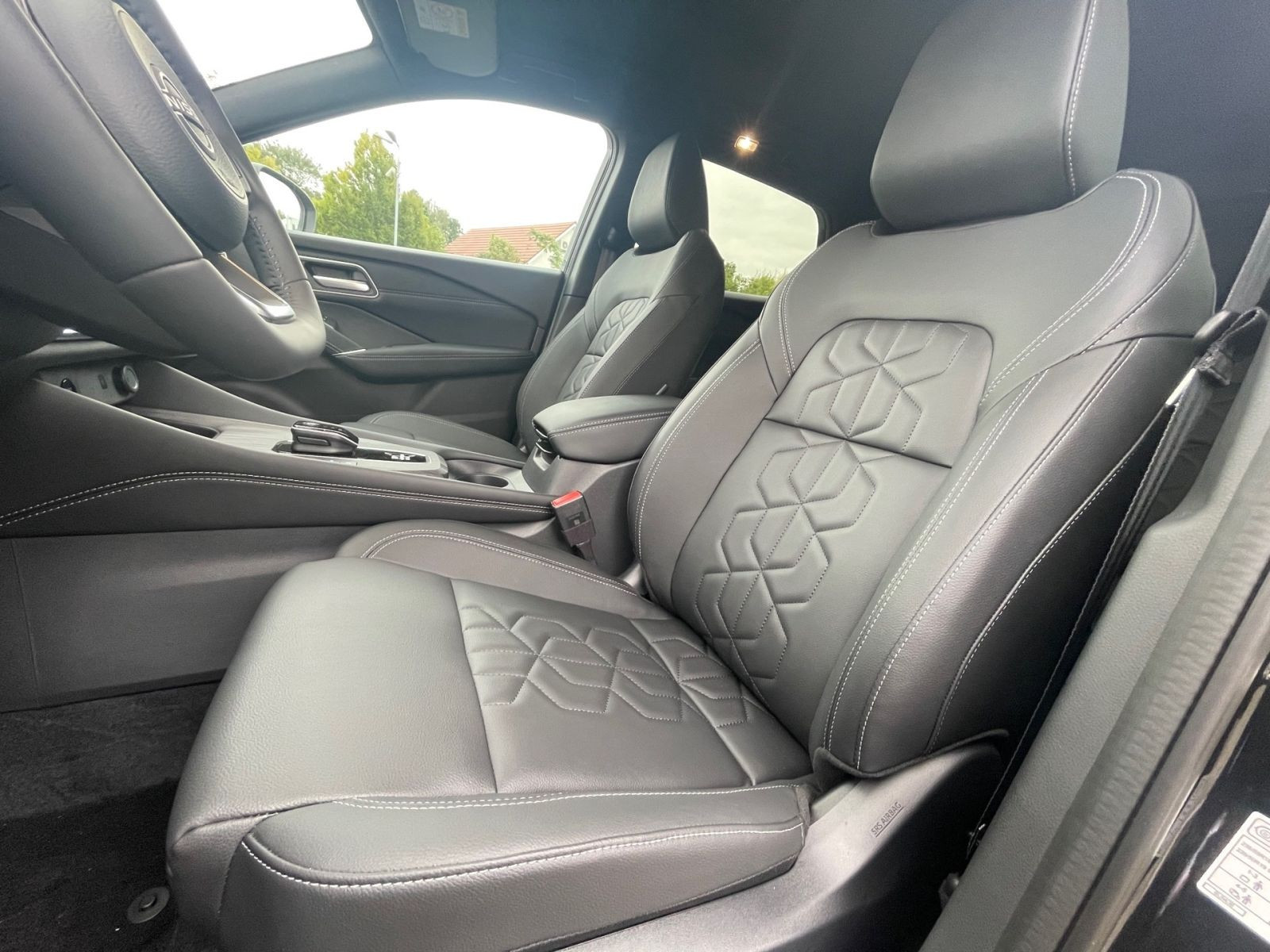 Nissan QASHQAI TEKNA 1.5 VC-T e-POWER  NAVI 360° WINTER