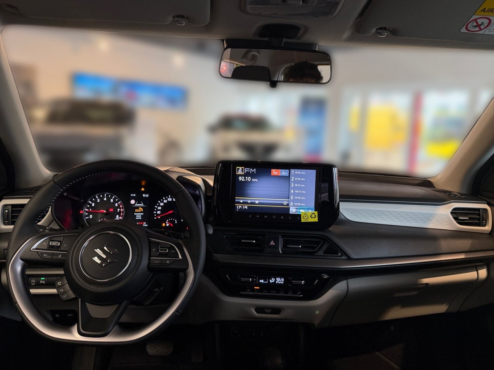 SUZUKI SWIFT COMFORT+ CVT HYBRID (61kW)