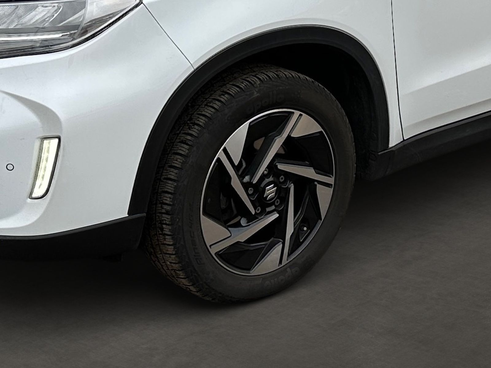 SUZUKI VITARA COMFORT+ HYBRID 1.4 MT NAVI KAM SHZ SCHIE