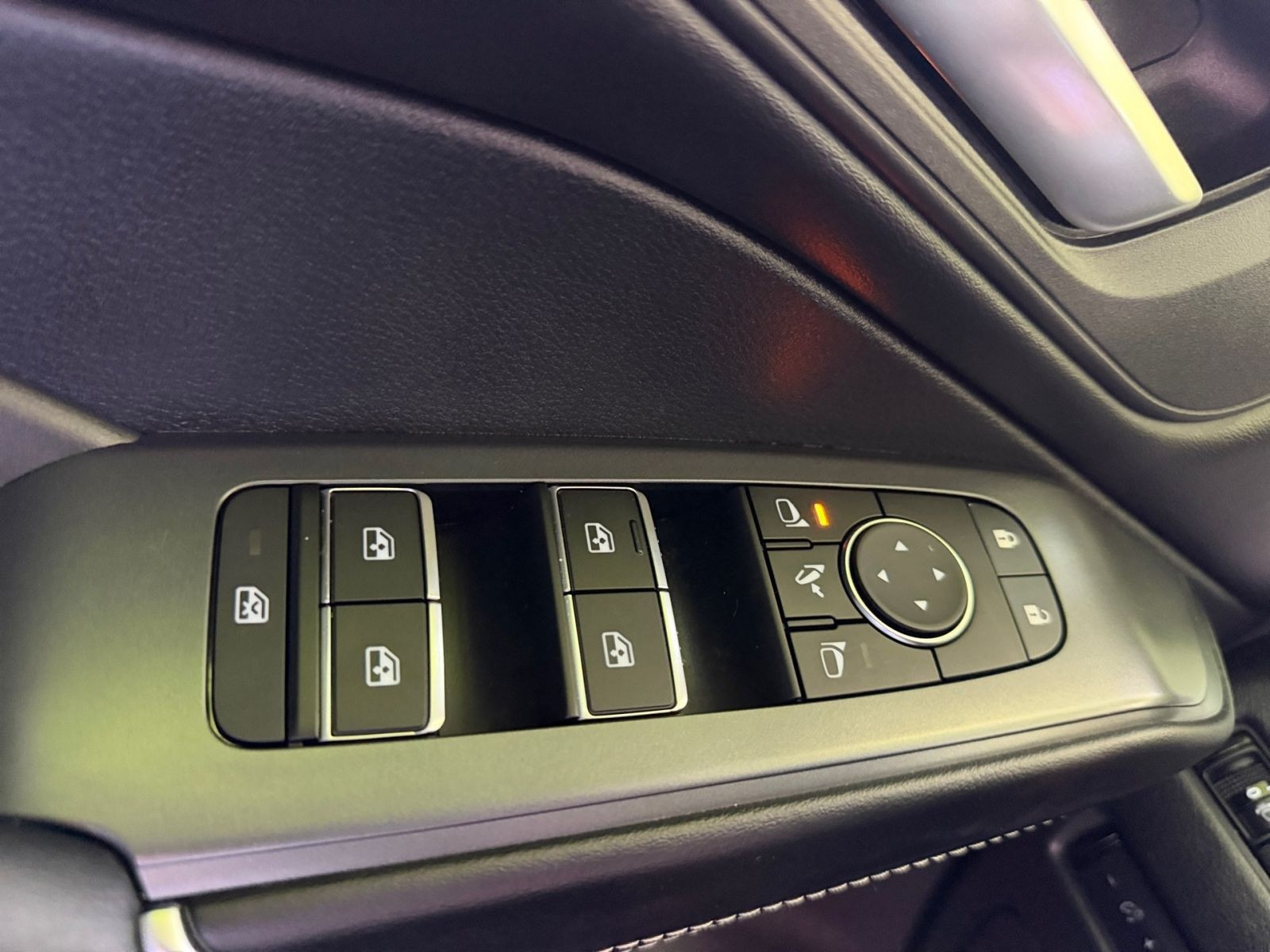 Nissan Qashqai 1.3 DIG-T MHEV N-Connecta Totw.*CarPlay