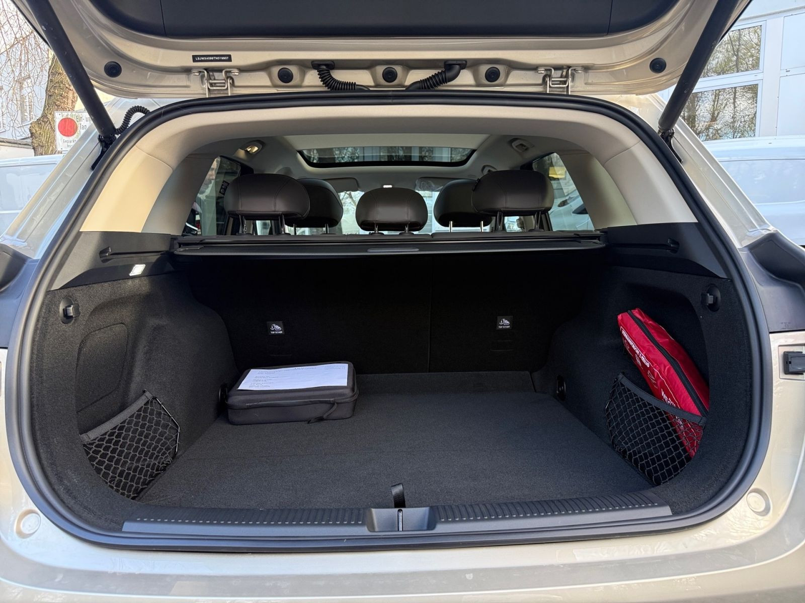 MG MGS6 EV Luxury AWD Head-UpISitzheiz-,belüftung