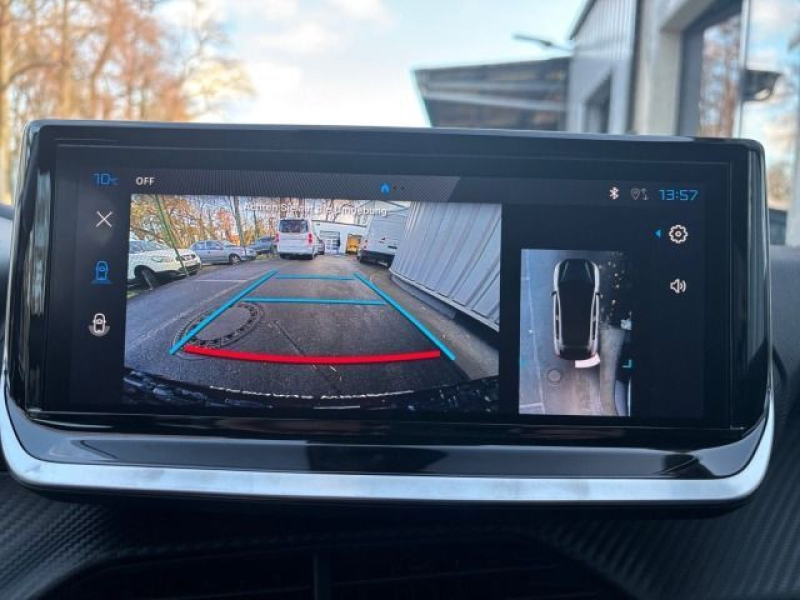 Peugeot 208 Allure 100 1.2 PureTech Kamera*SHZ*LED*