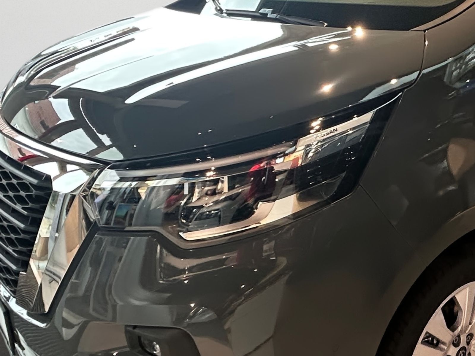 Nissan Primastar Kombi9 L1H1 2,8t CarPlay*Navi*PDC*CAM