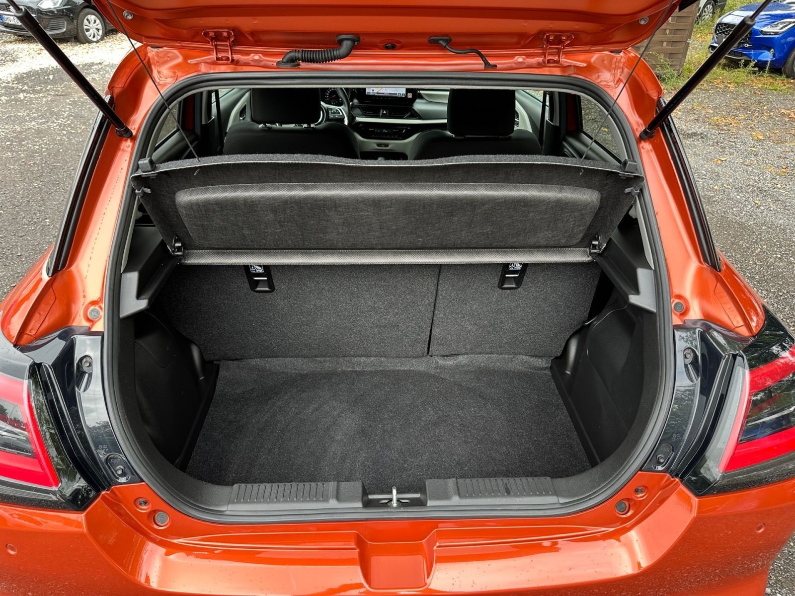 SUZUKI SWIFT COMFORT AT Hybrid ACC*Navi*Kamera*PDC