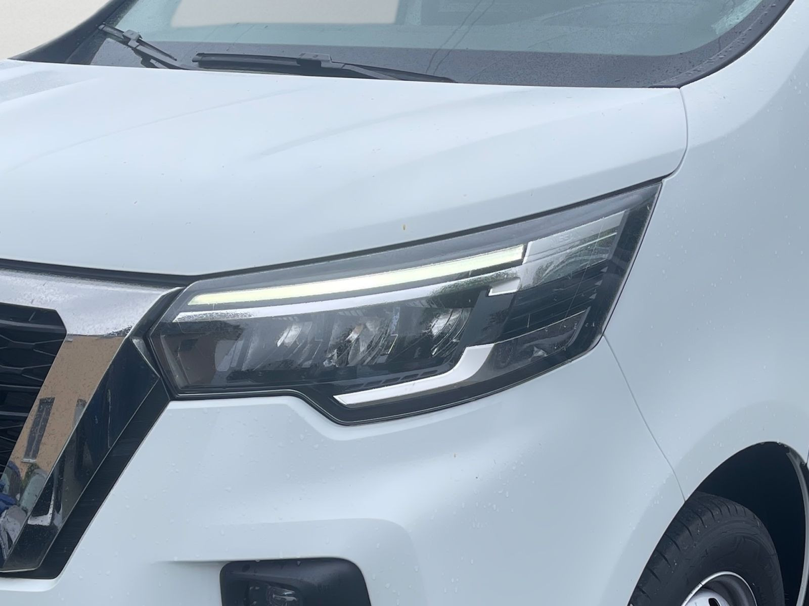 Nissan PRIMASTAR N-CONNECTA Kasten L2H1 3,0t dci130 LRB 270 NAVI